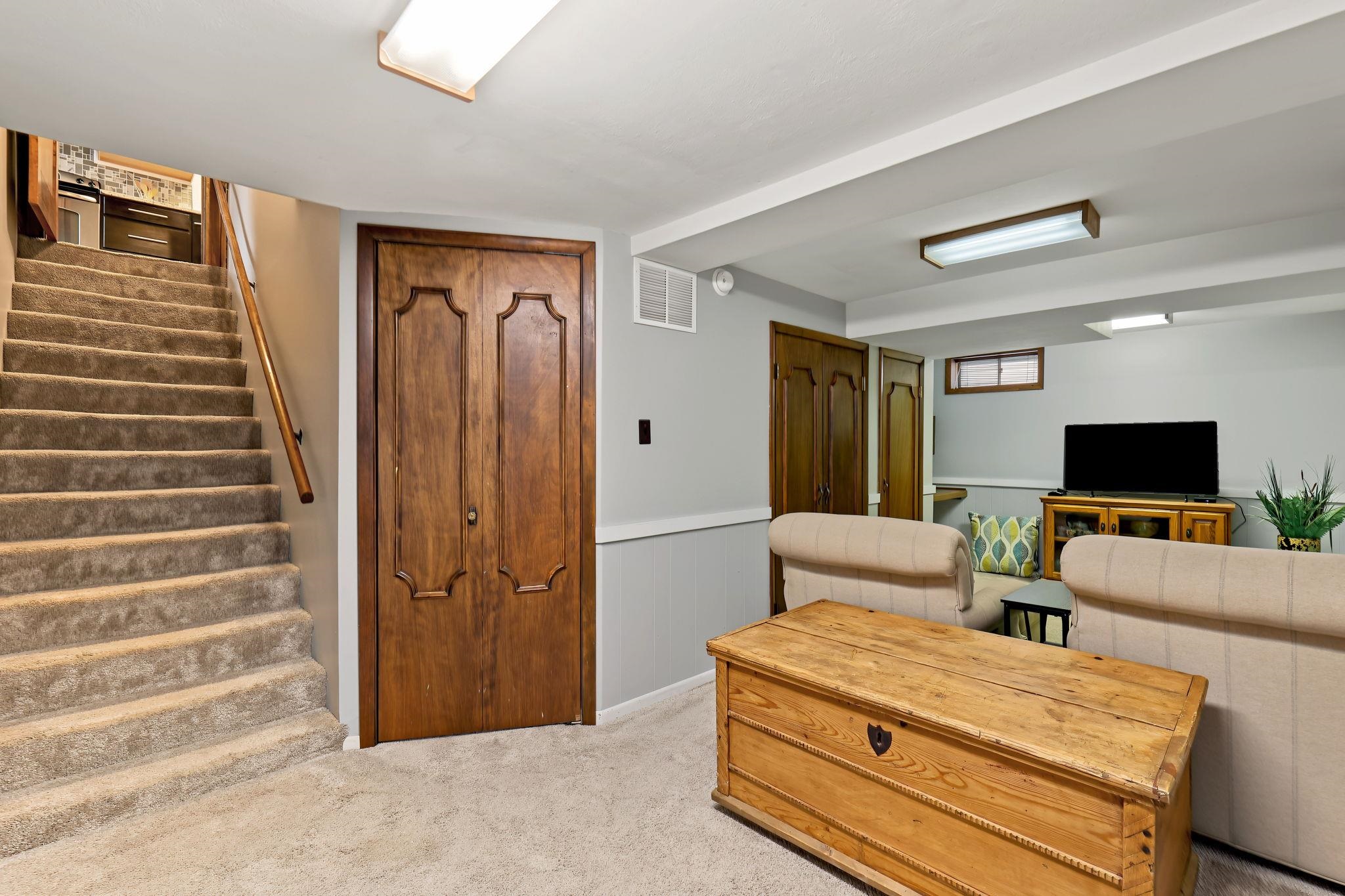 337 N Dellrose Ave Property Photo 29