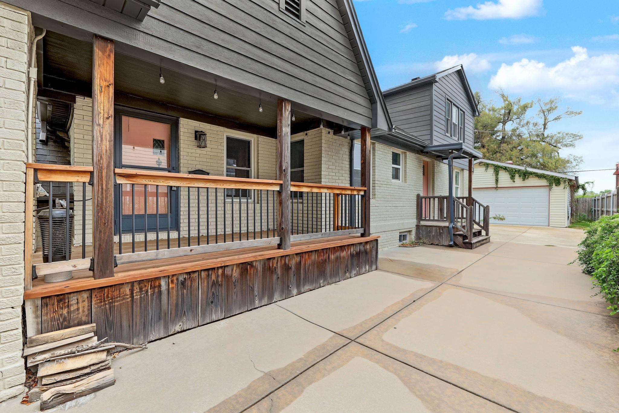 424 N Dellrose Ave Property Photo 3