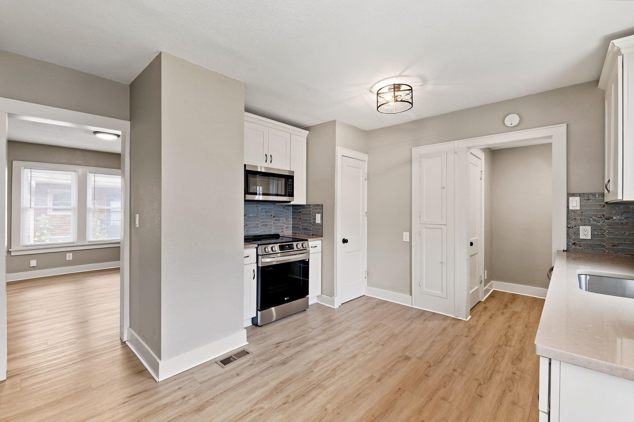424 N Dellrose Ave Property Photo 11
