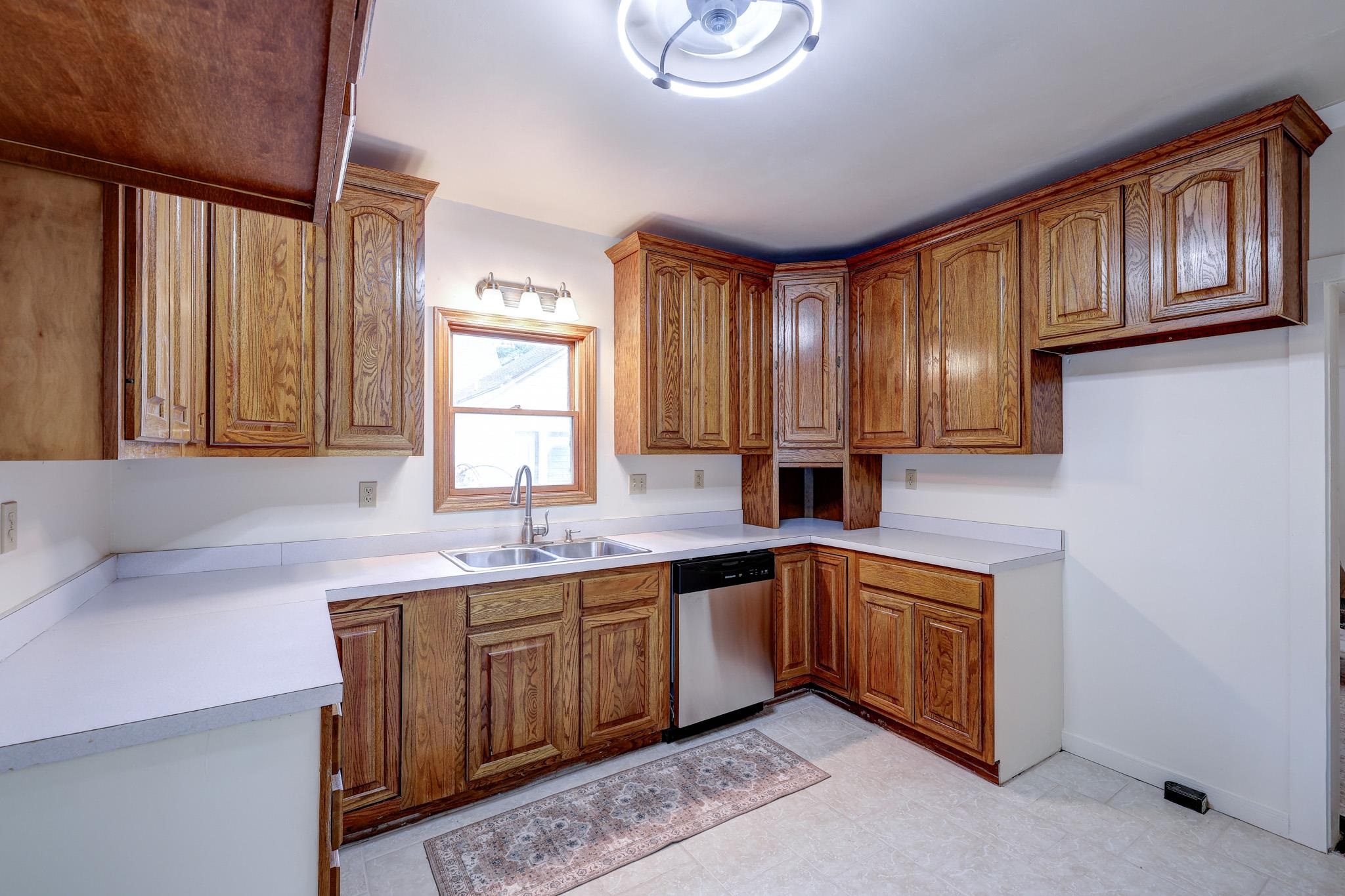 1715 Millington Property Photo 6