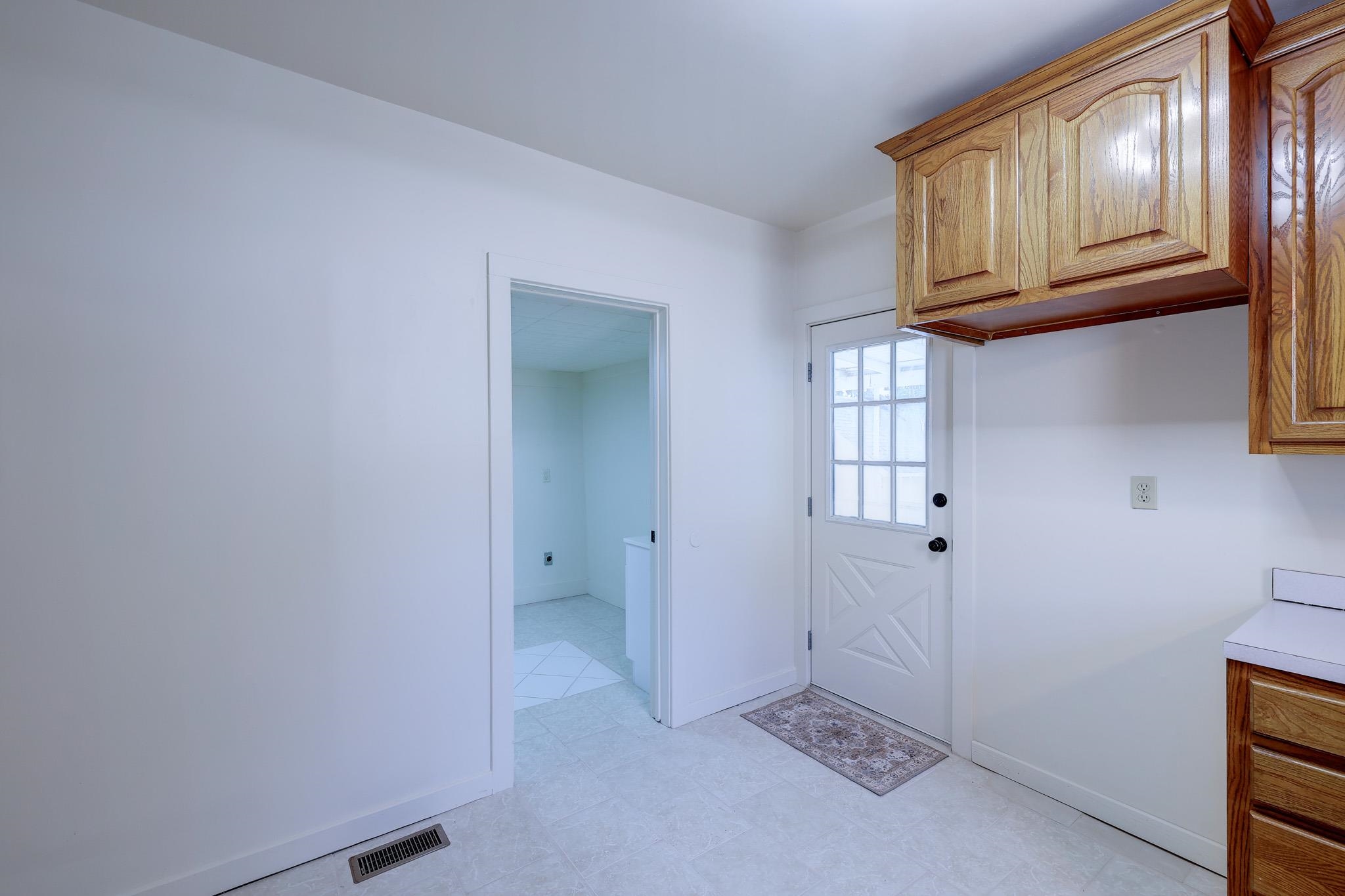 1715 Millington Property Photo 9