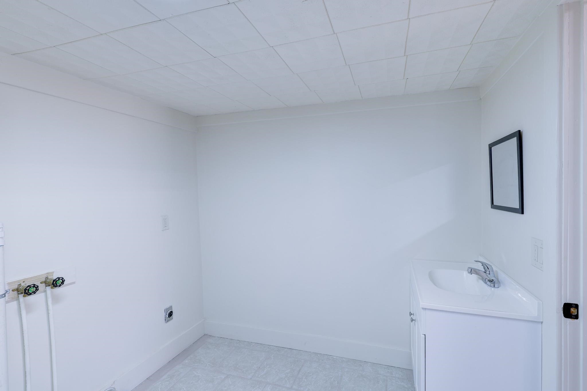 1715 Millington Property Photo 11