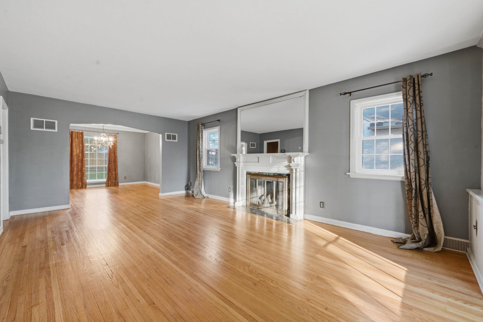115 N Ridgewood Drive Property Photo 6