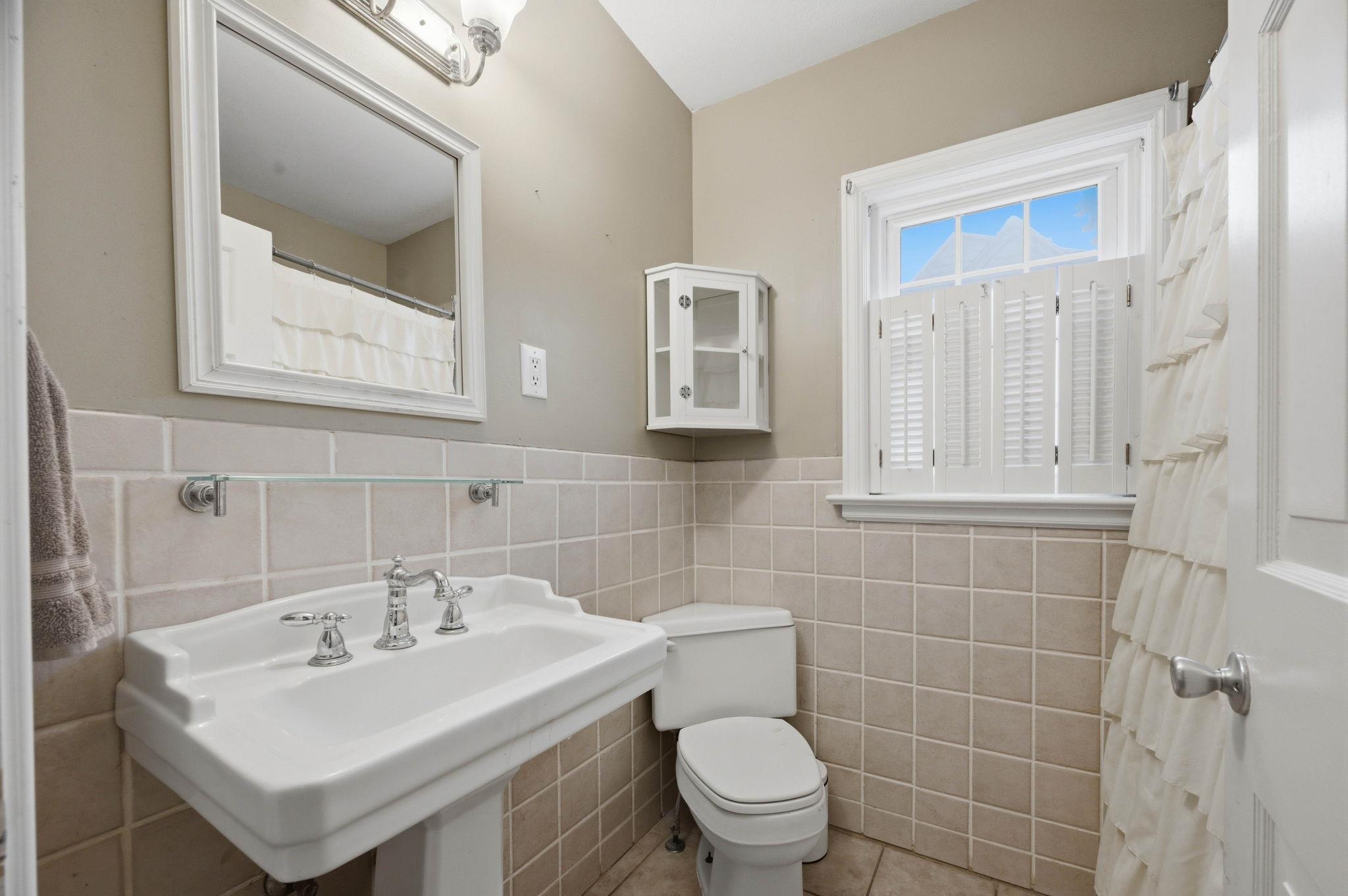 115 N Ridgewood Drive Property Photo 17