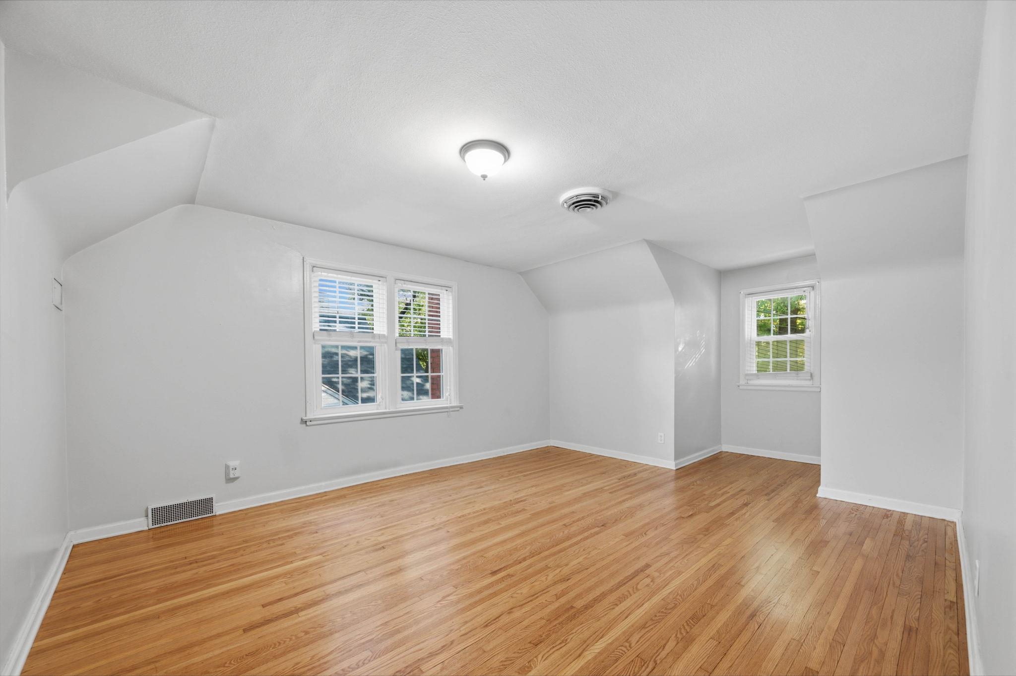 115 N Ridgewood Drive Property Photo 22