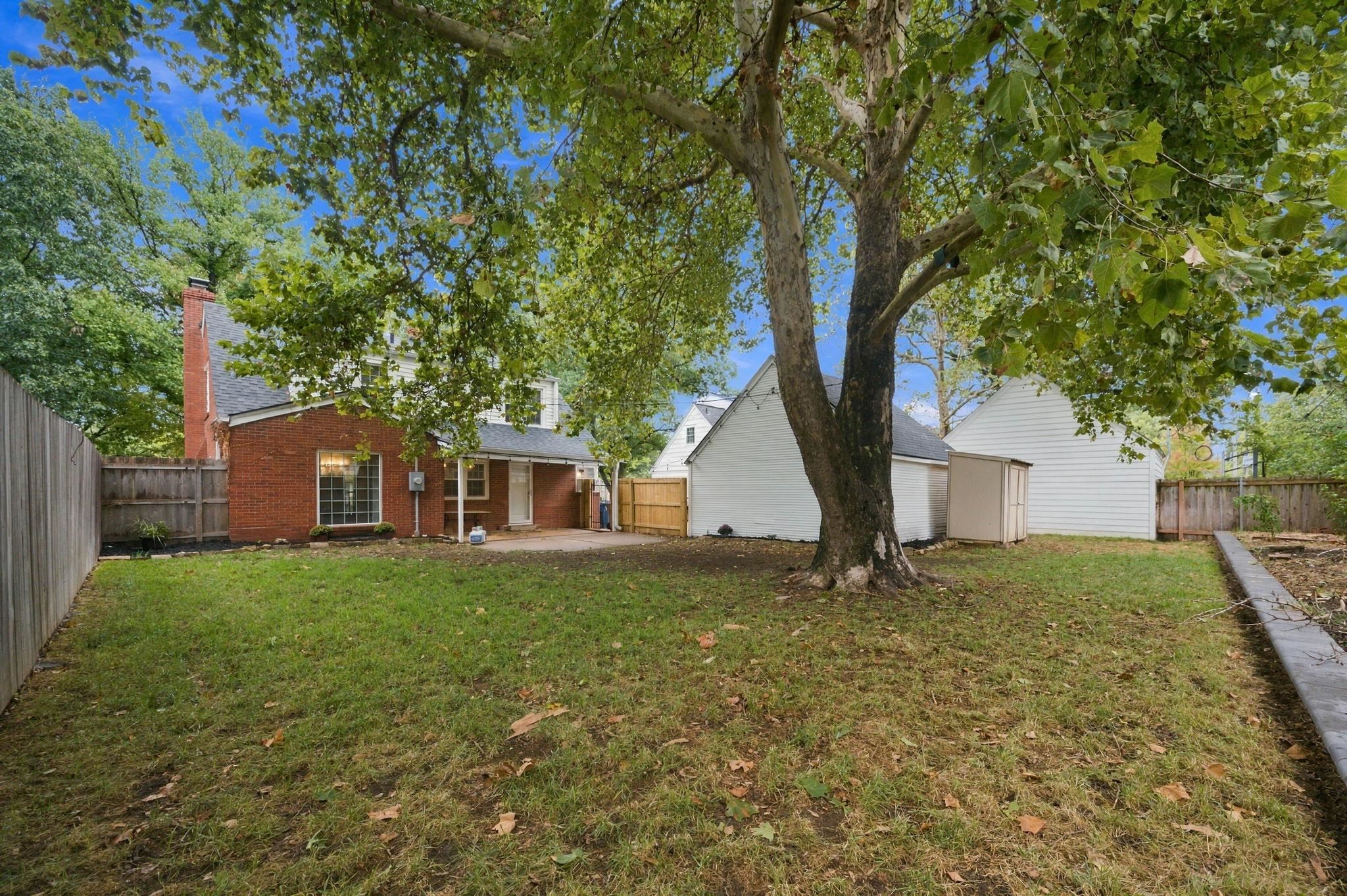 115 N Ridgewood Drive Property Photo 32