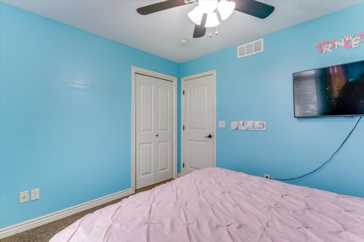 705 Charles Property Photo 19