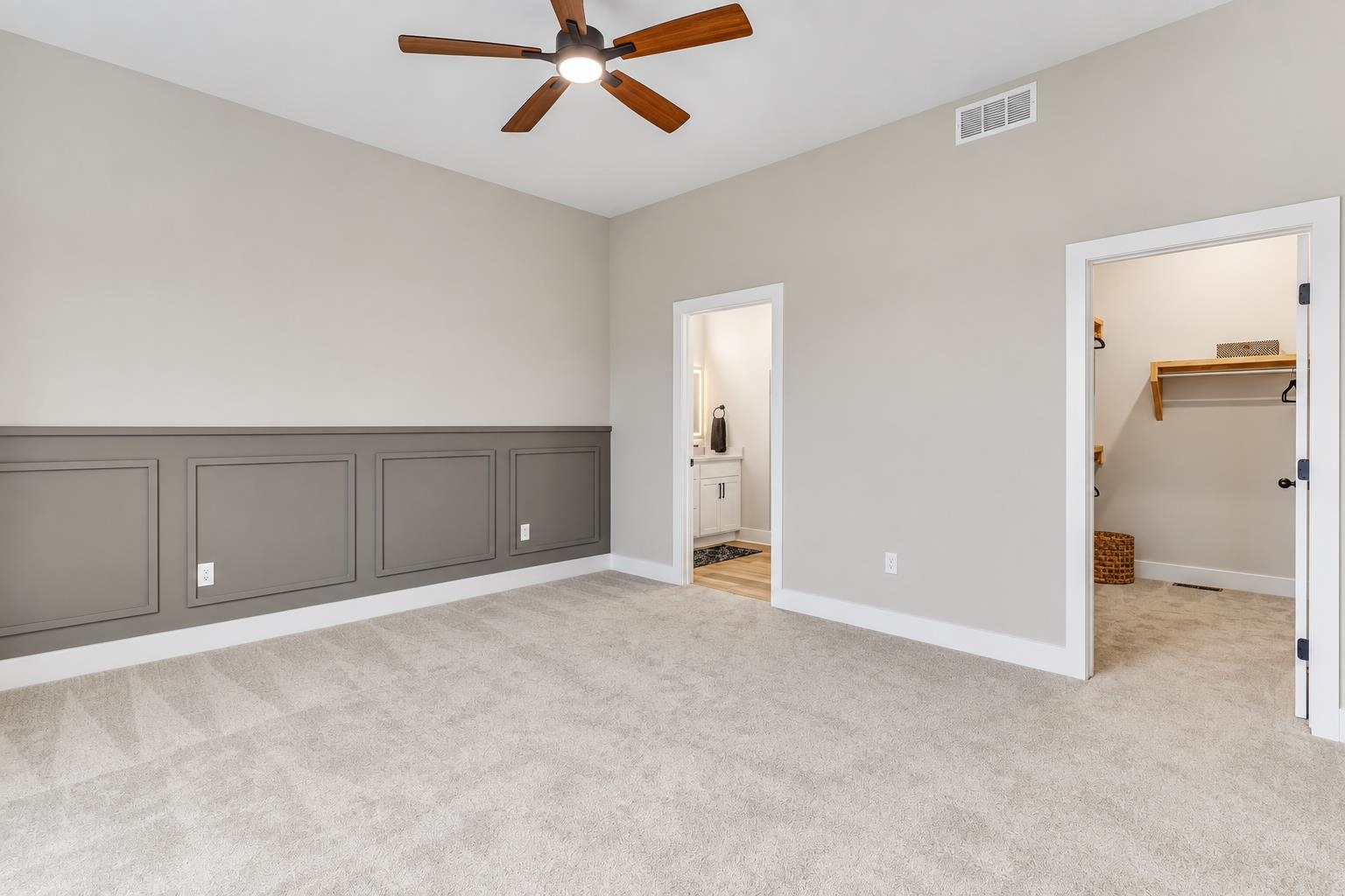 5754 N Edwards St. Property Photo 17