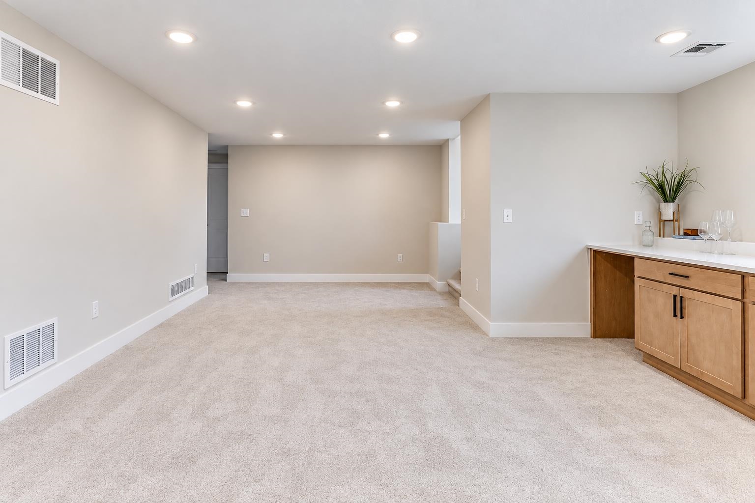 5754 N Edwards St. Property Photo 27