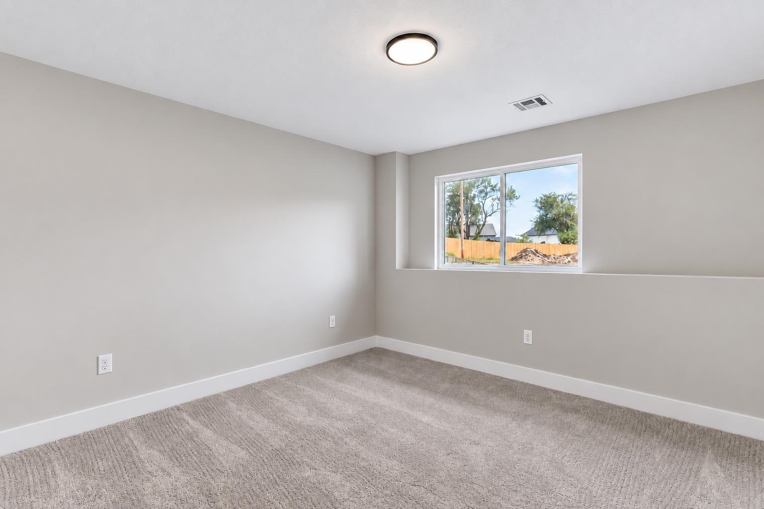 5754 N Edwards St. Property Photo 30