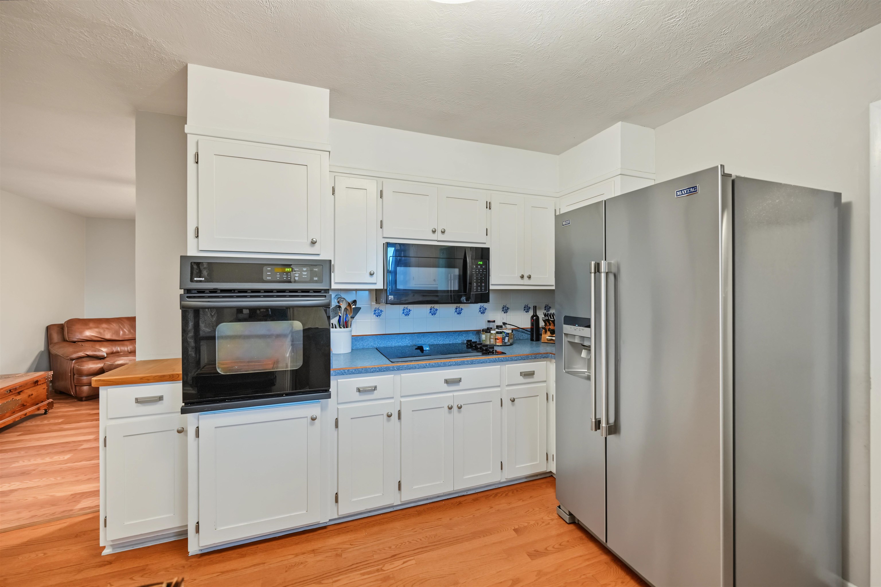 2213 Mayfair Dr. Property Photo 7