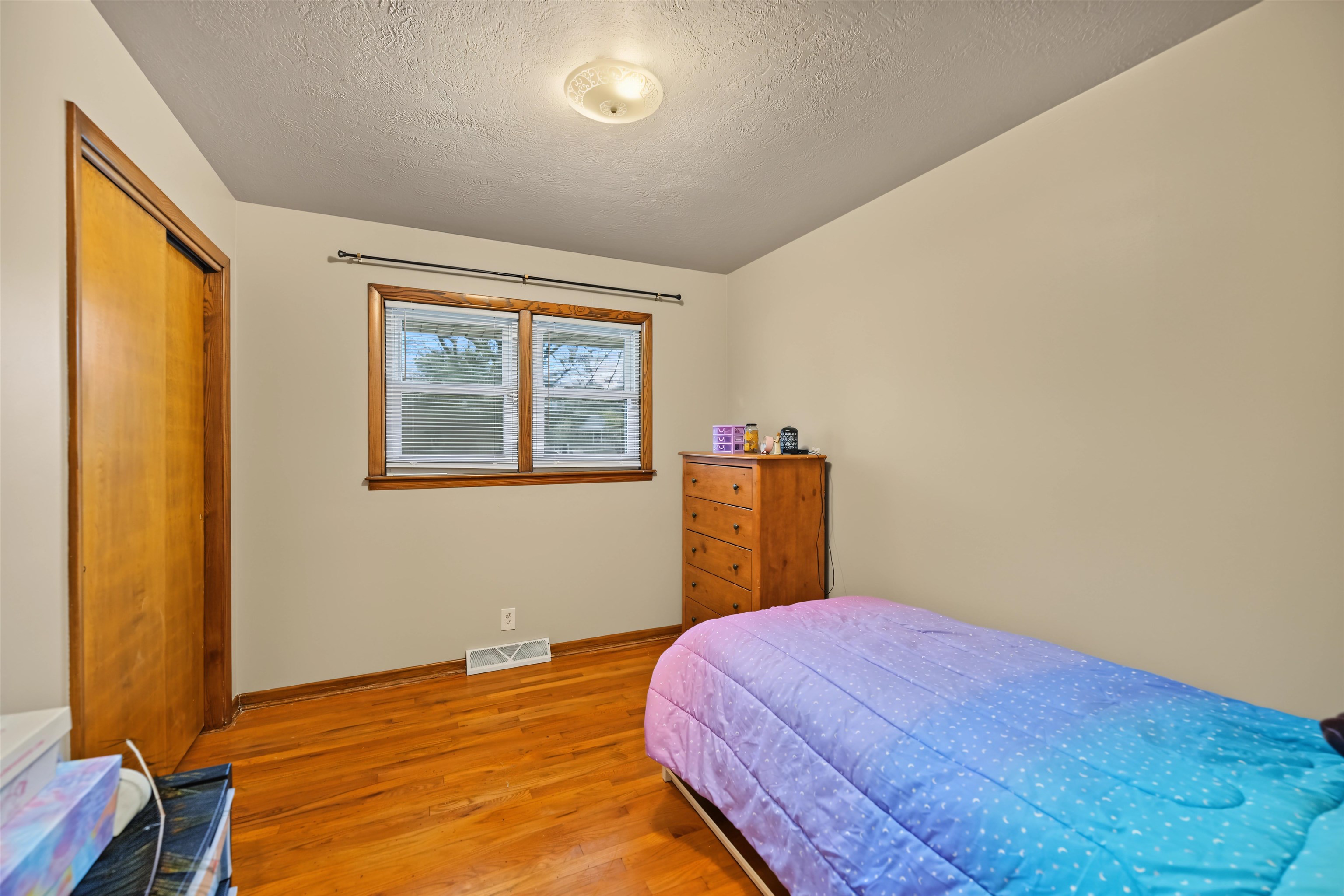 2213 Mayfair Dr. Property Photo 13