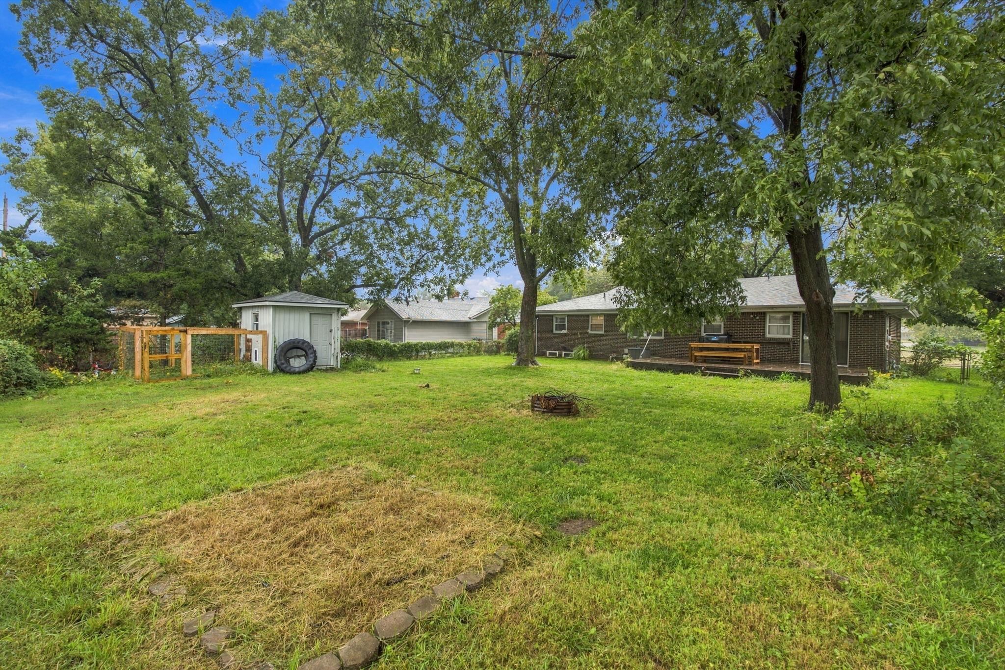 1638 N Meridian Ave Property Photo 34