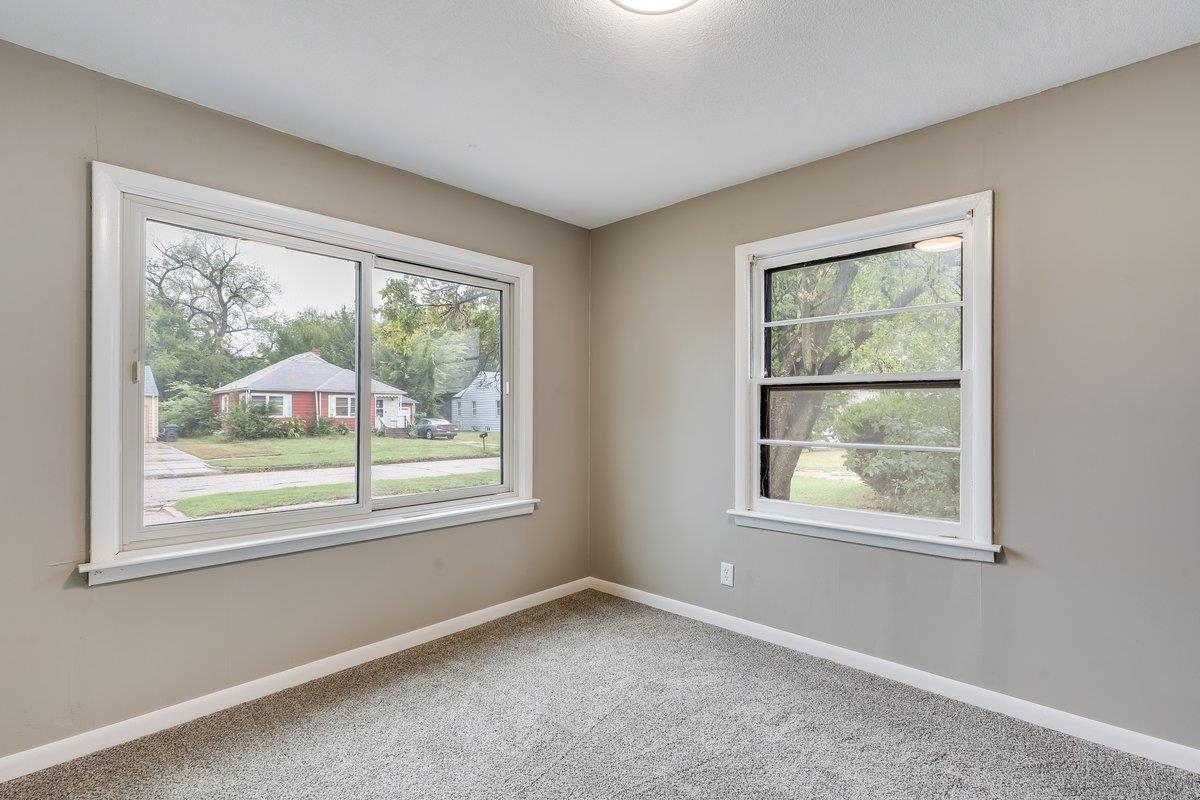 1514 N Battin St Property Photo 12