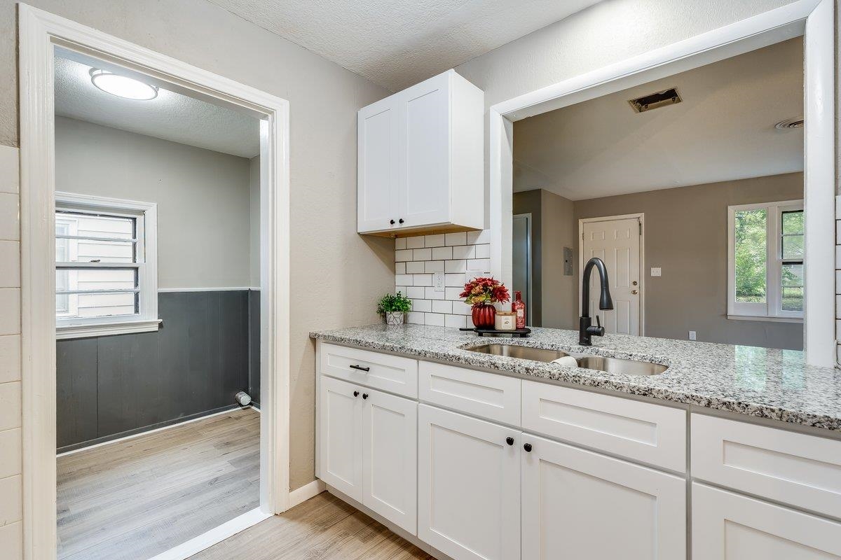 1514 N Battin St Property Photo 16