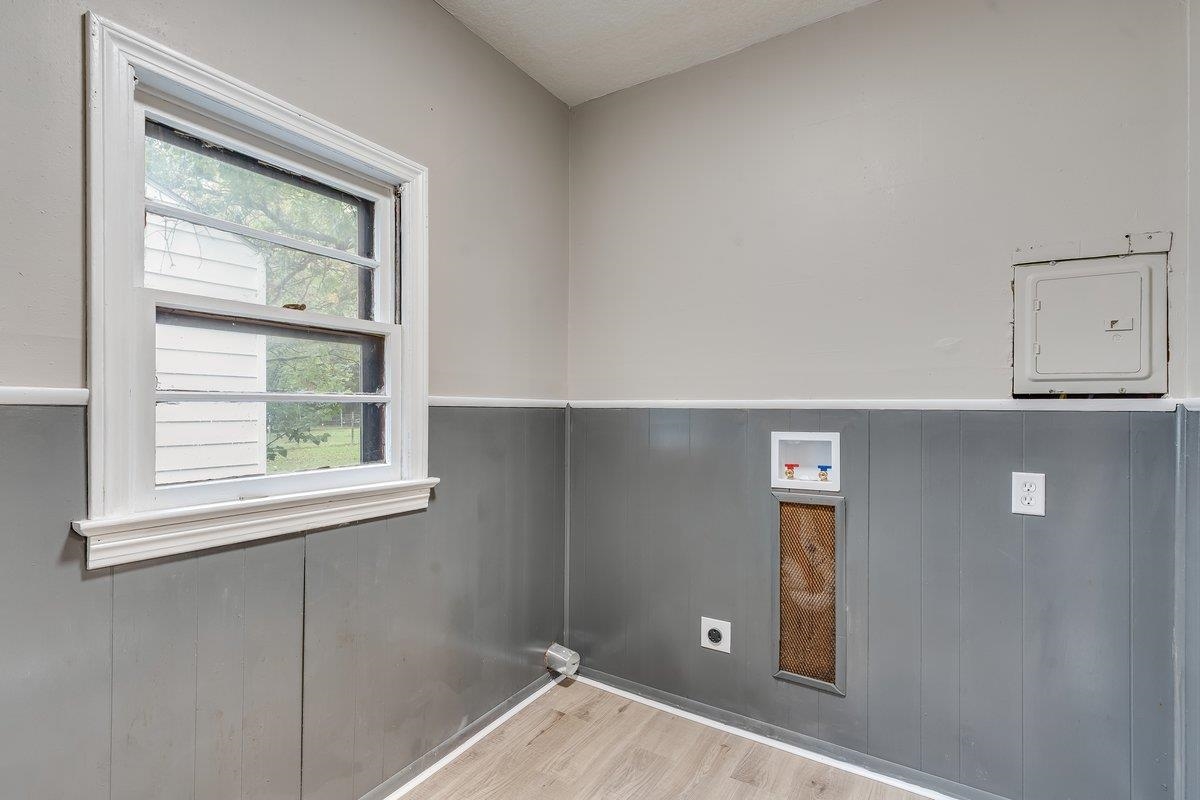 1514 N Battin St Property Photo 18