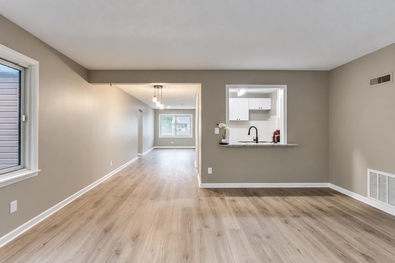 1514 N Battin St Property Photo 23