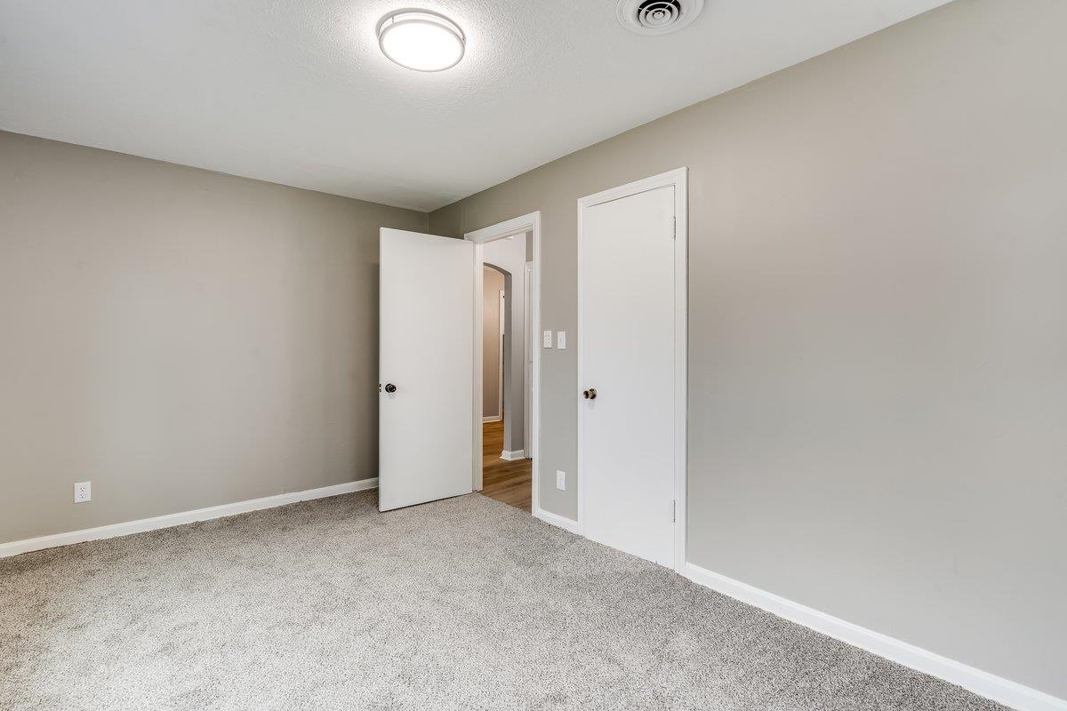 1514 N Battin St Property Photo 25