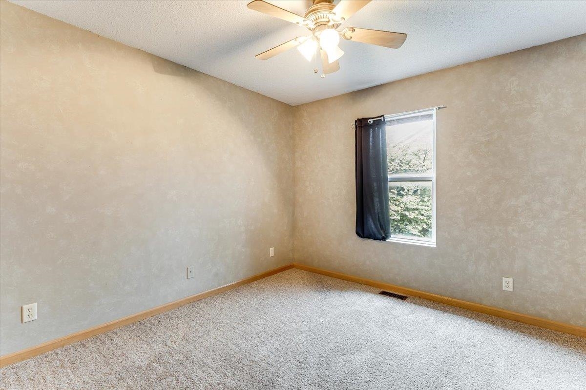 3010 E Lanners Cir. Property Photo 18