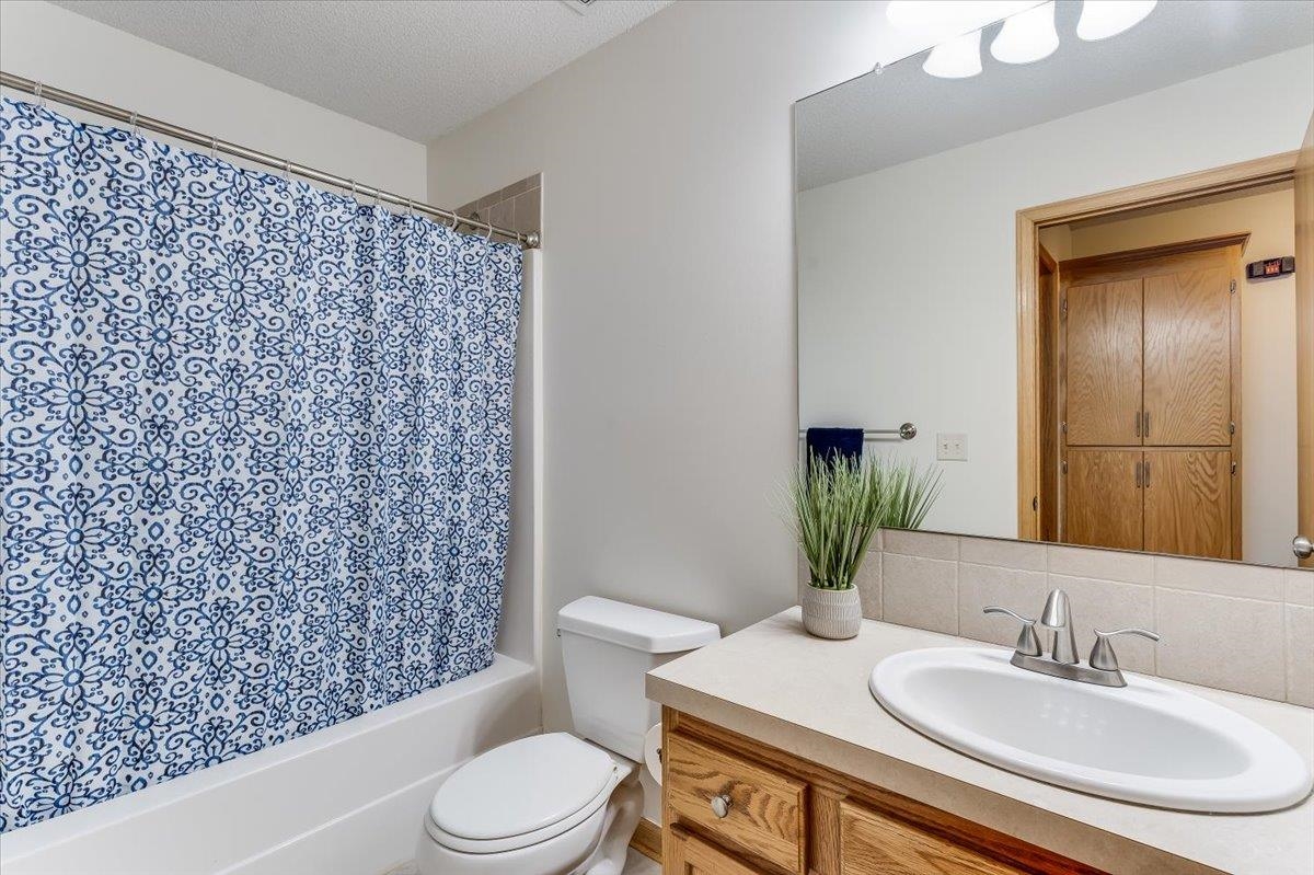 3010 E Lanners Cir. Property Photo 20