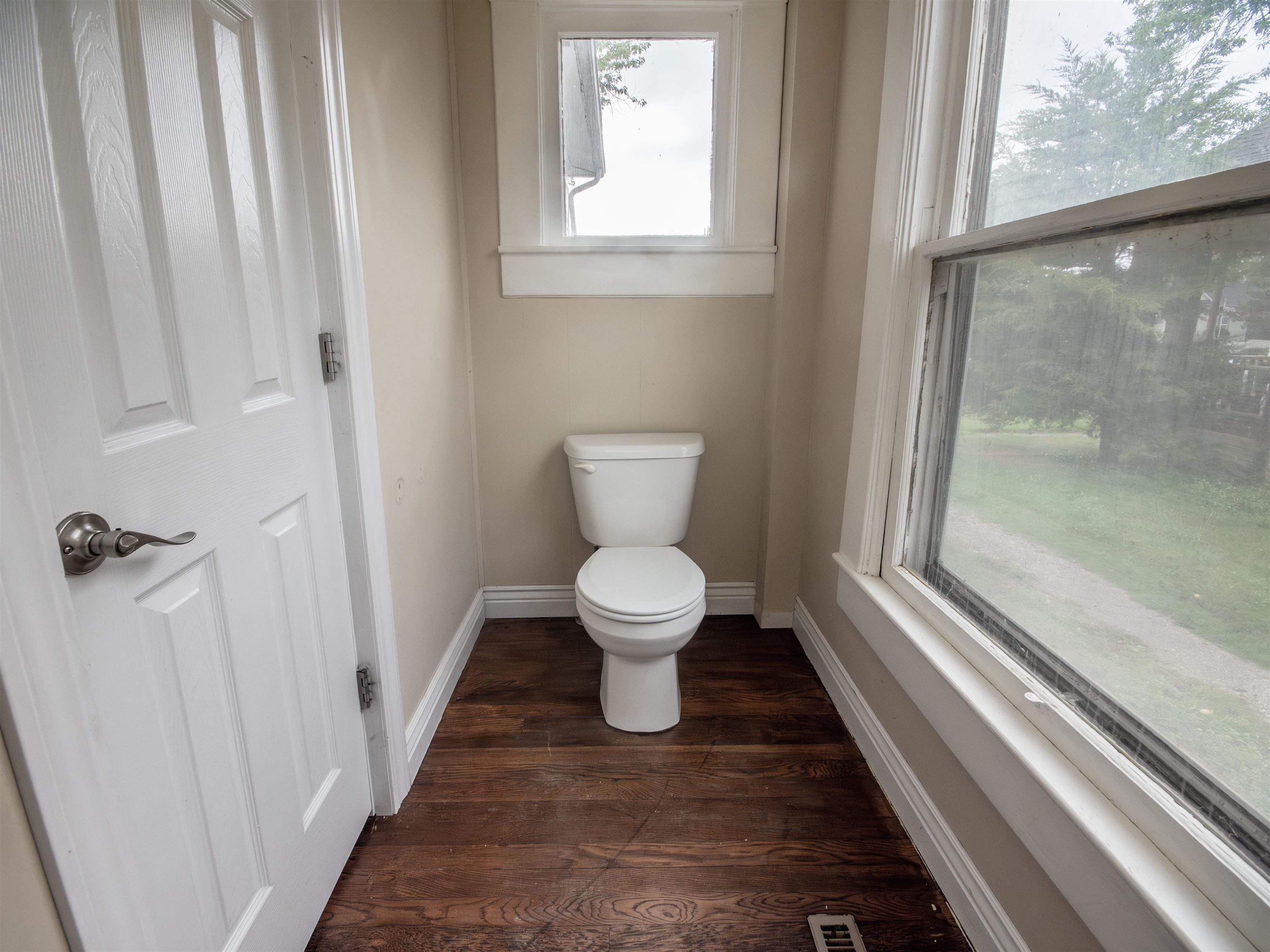 815 N Washington Property Photo 15