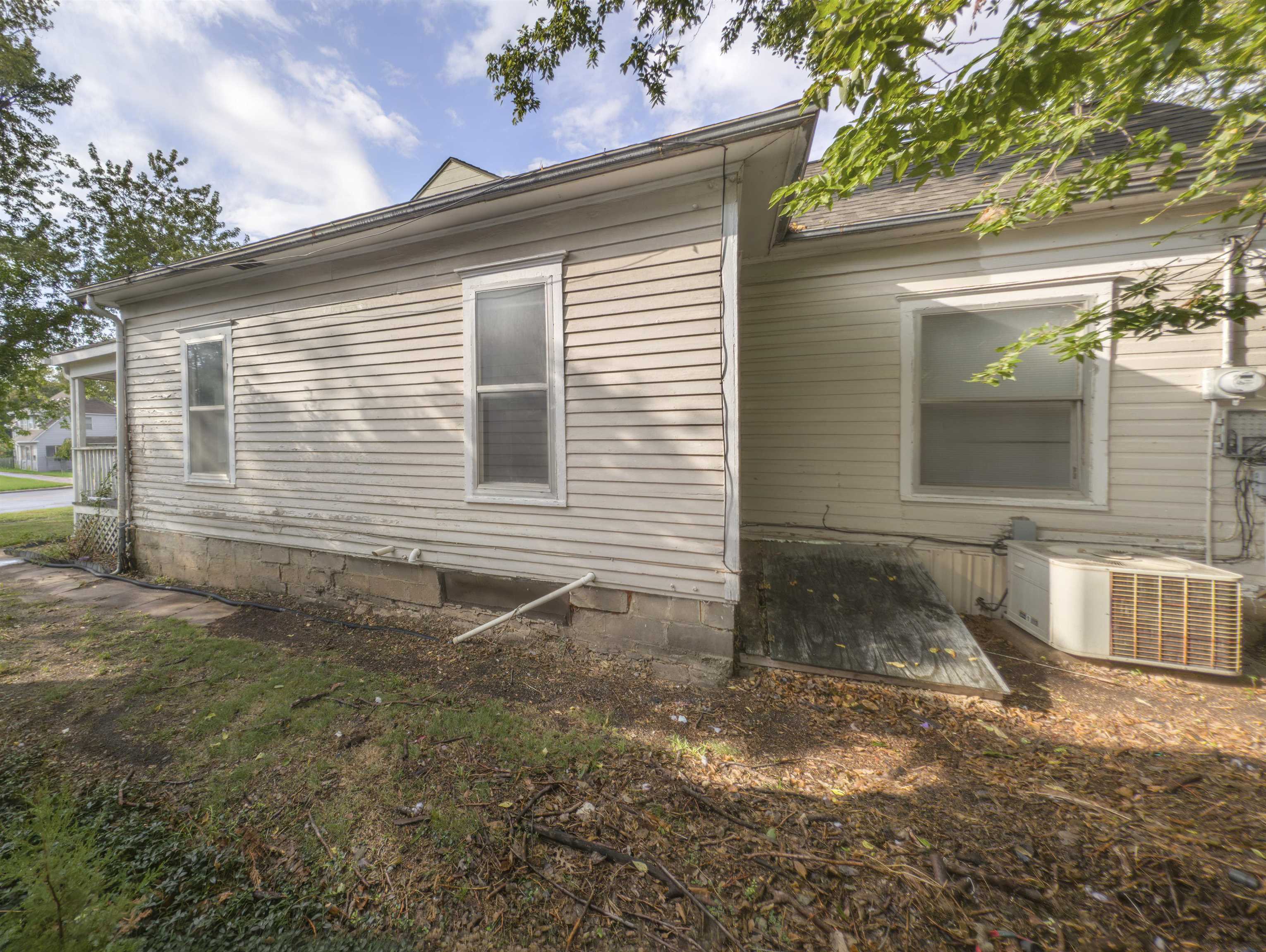 815 N Washington Property Photo 28
