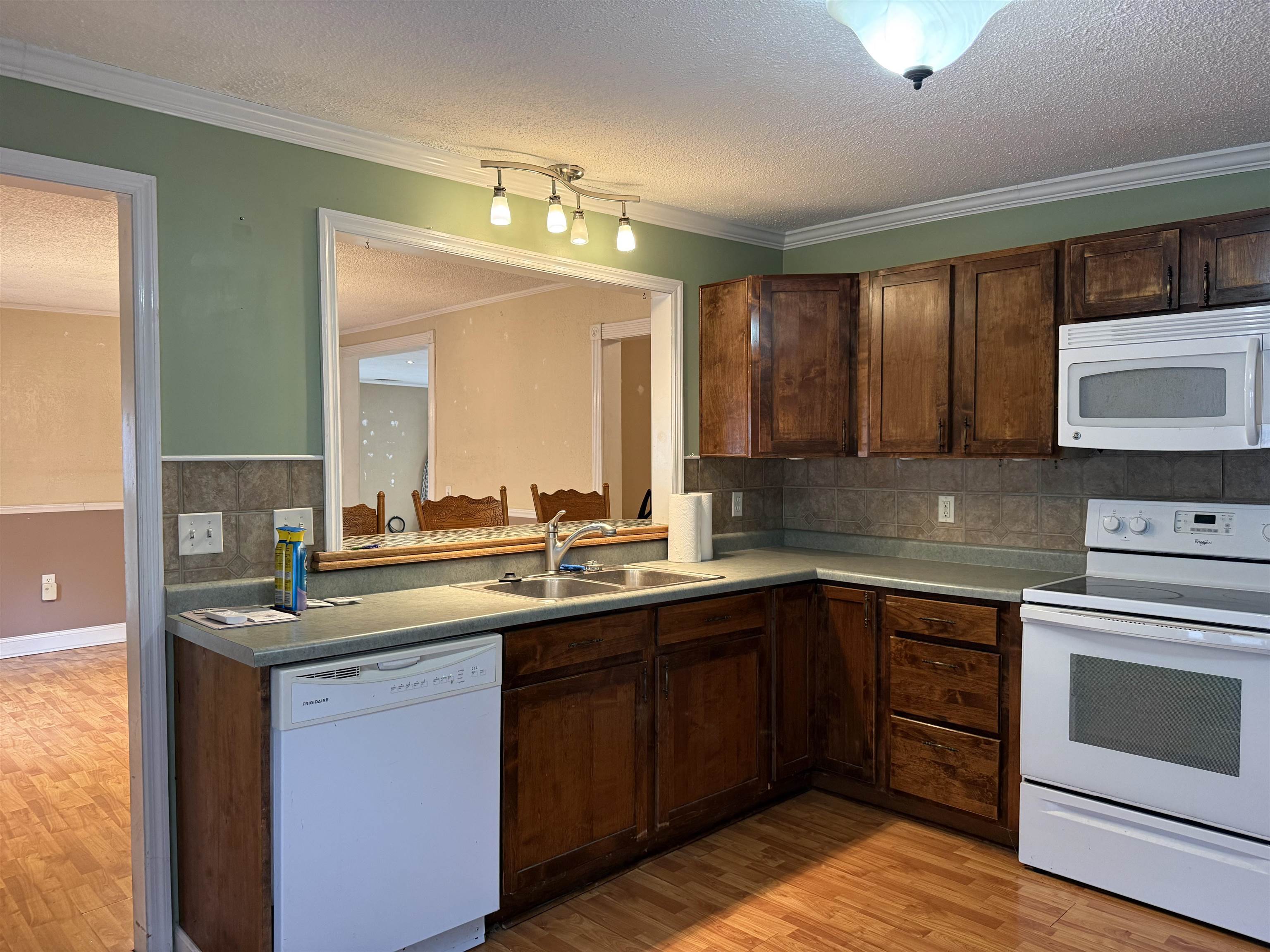 216 W C Property Photo 15
