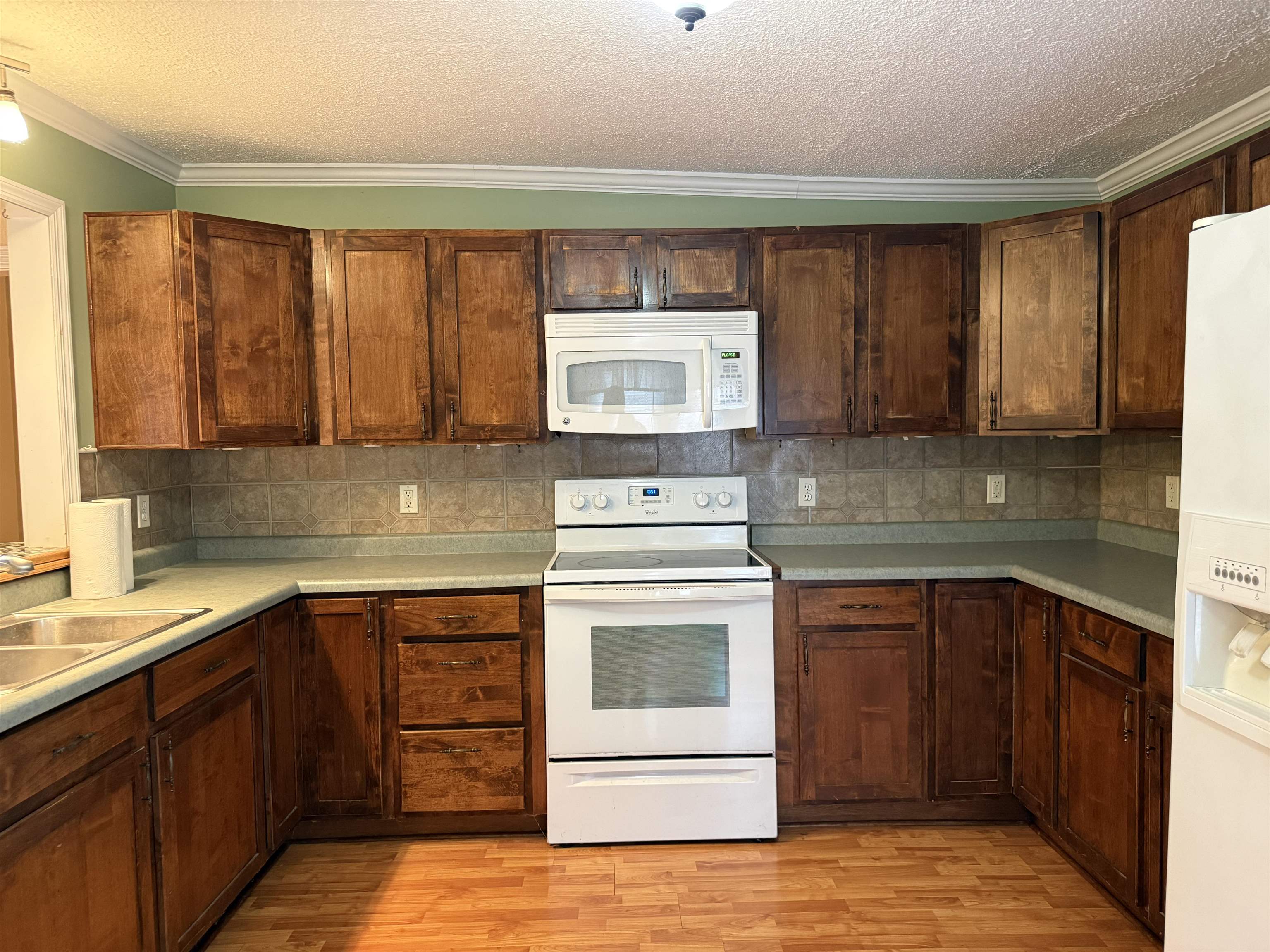 216 W C Property Photo 17