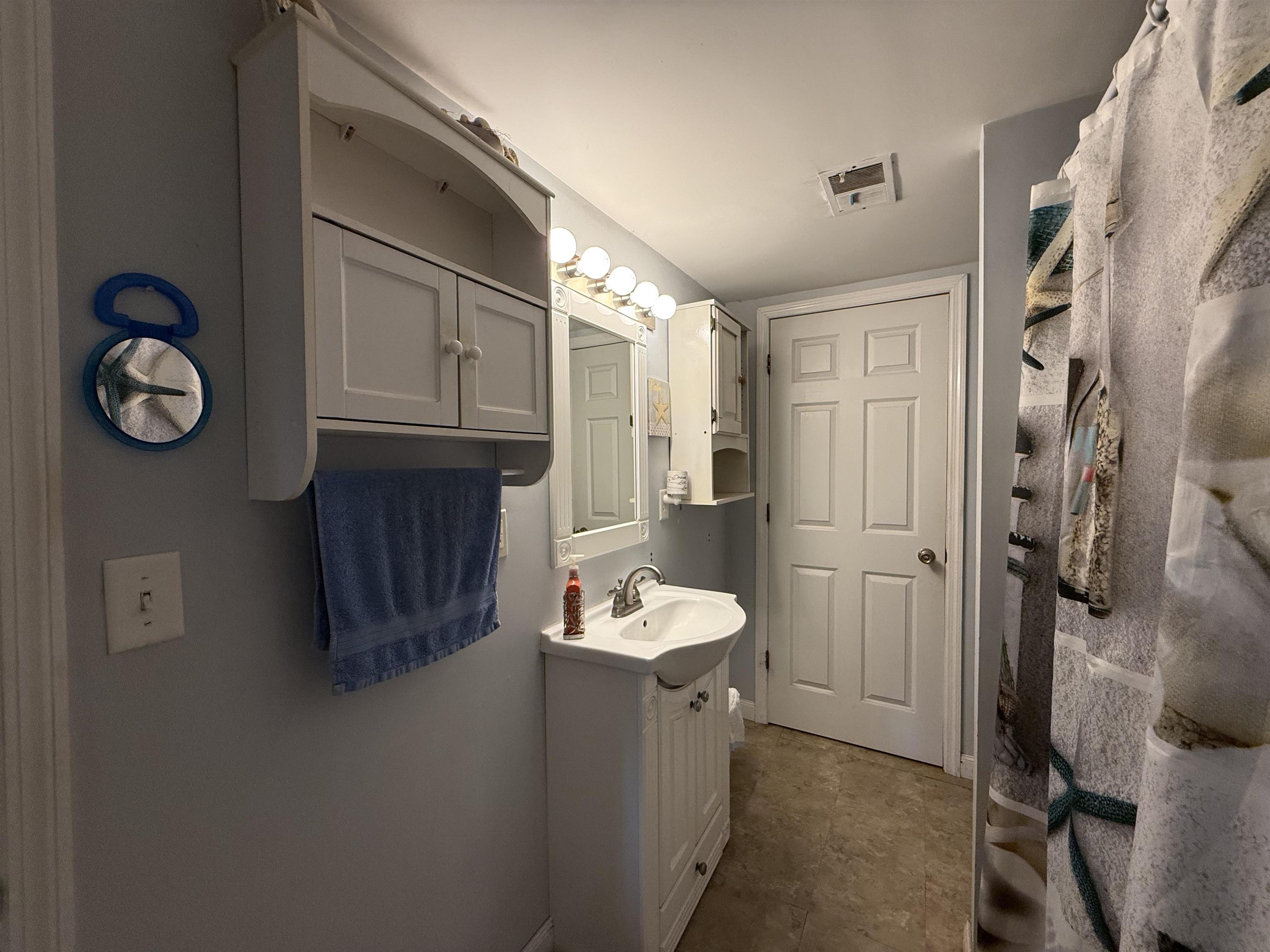 216 W C Property Photo 21
