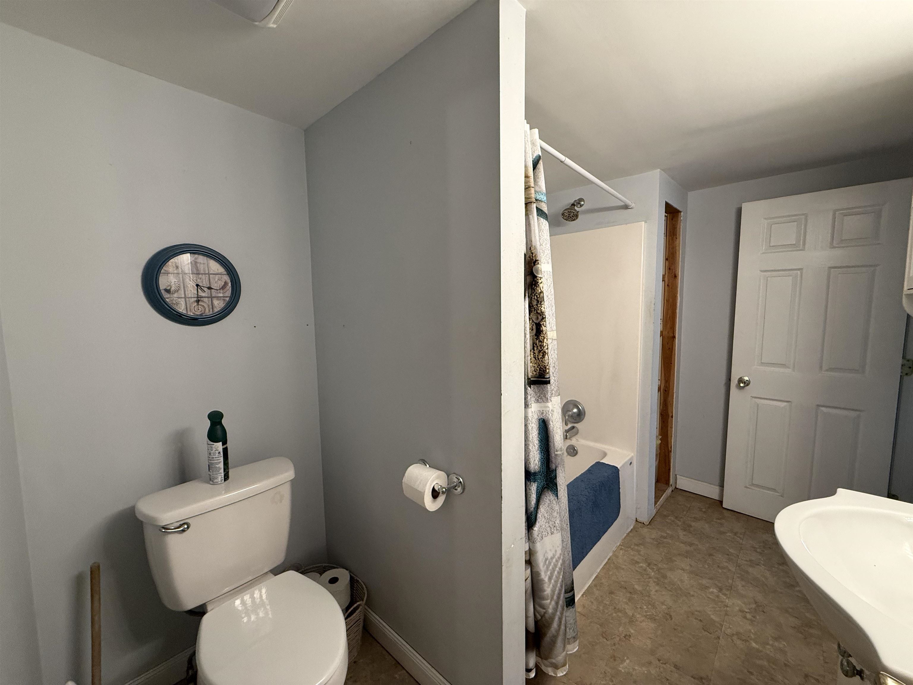 216 W C Property Photo 24