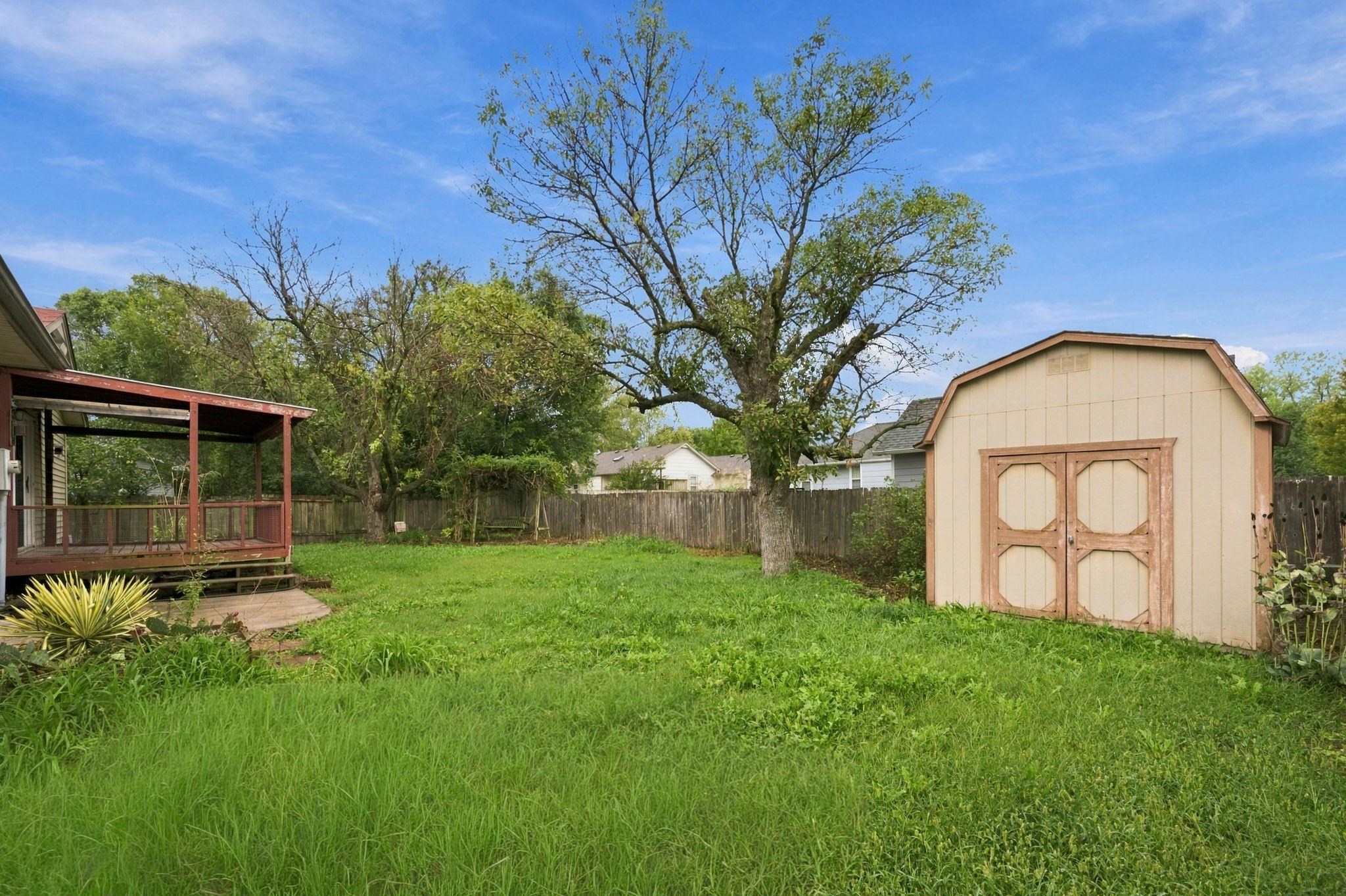 1201 N Morris St Property Photo 30