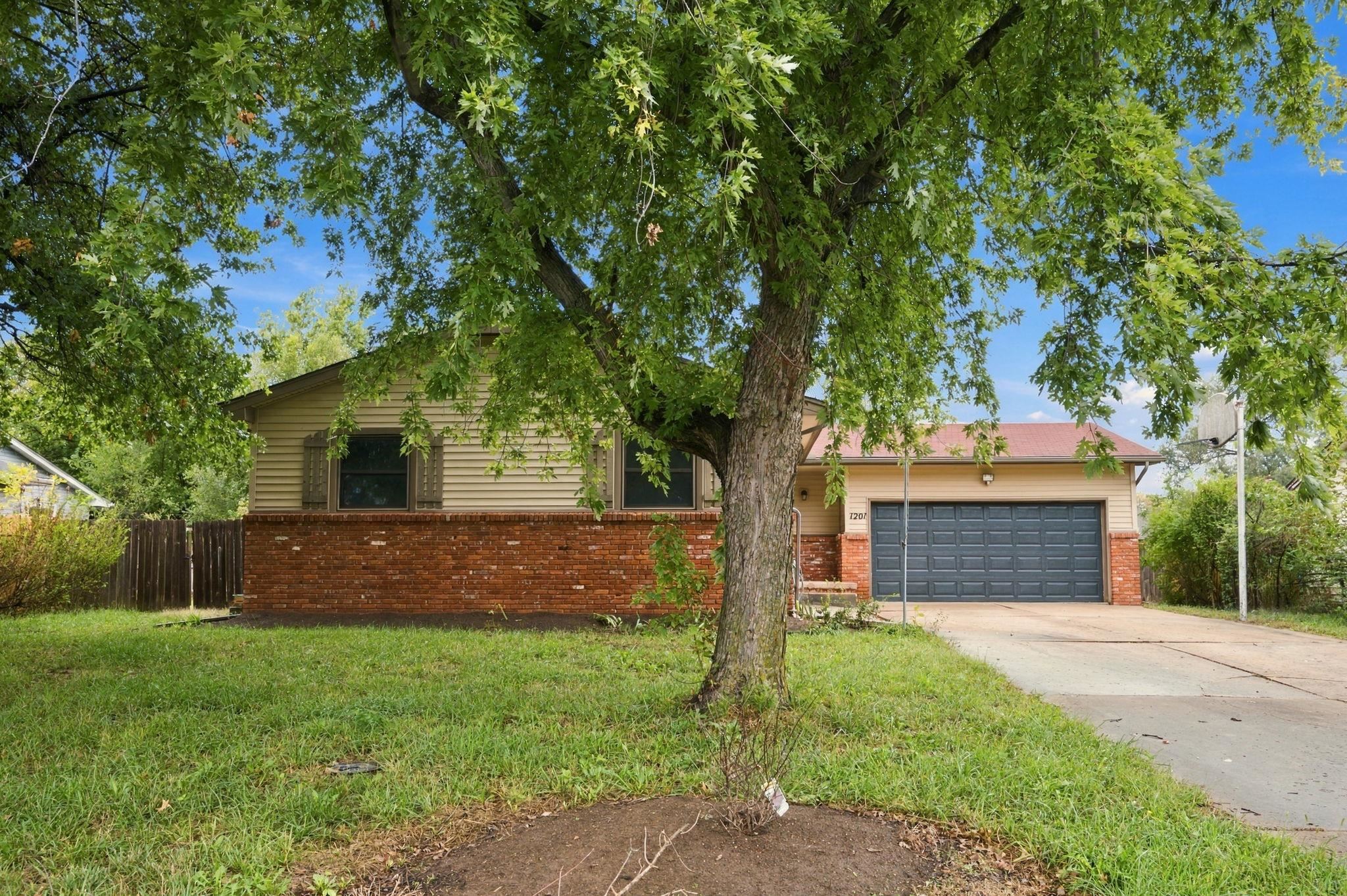 1201 N Morris St Property Photo 35