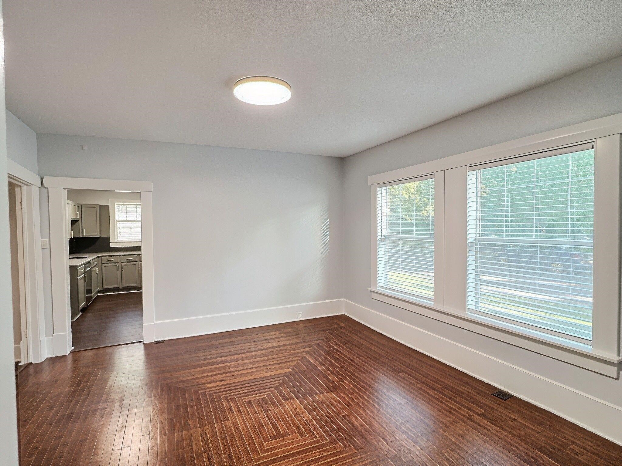 244 S Volutsia Property Photo 5