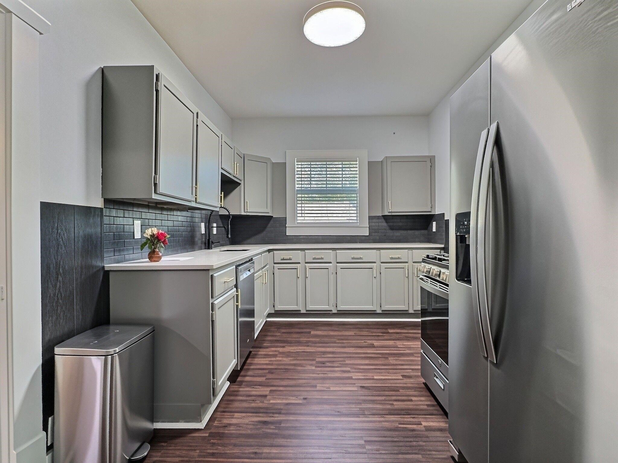 244 S Volutsia Property Photo 6