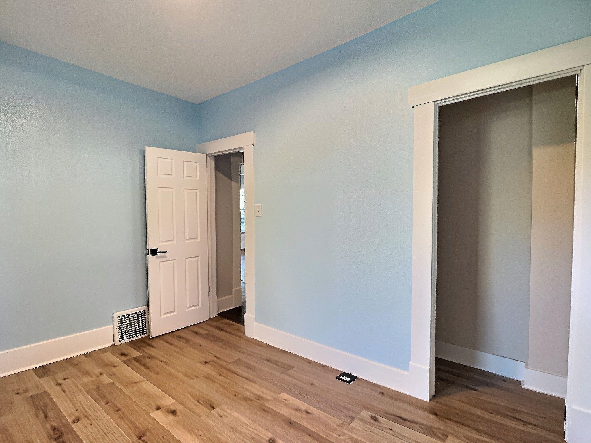 244 S Volutsia Property Photo 11
