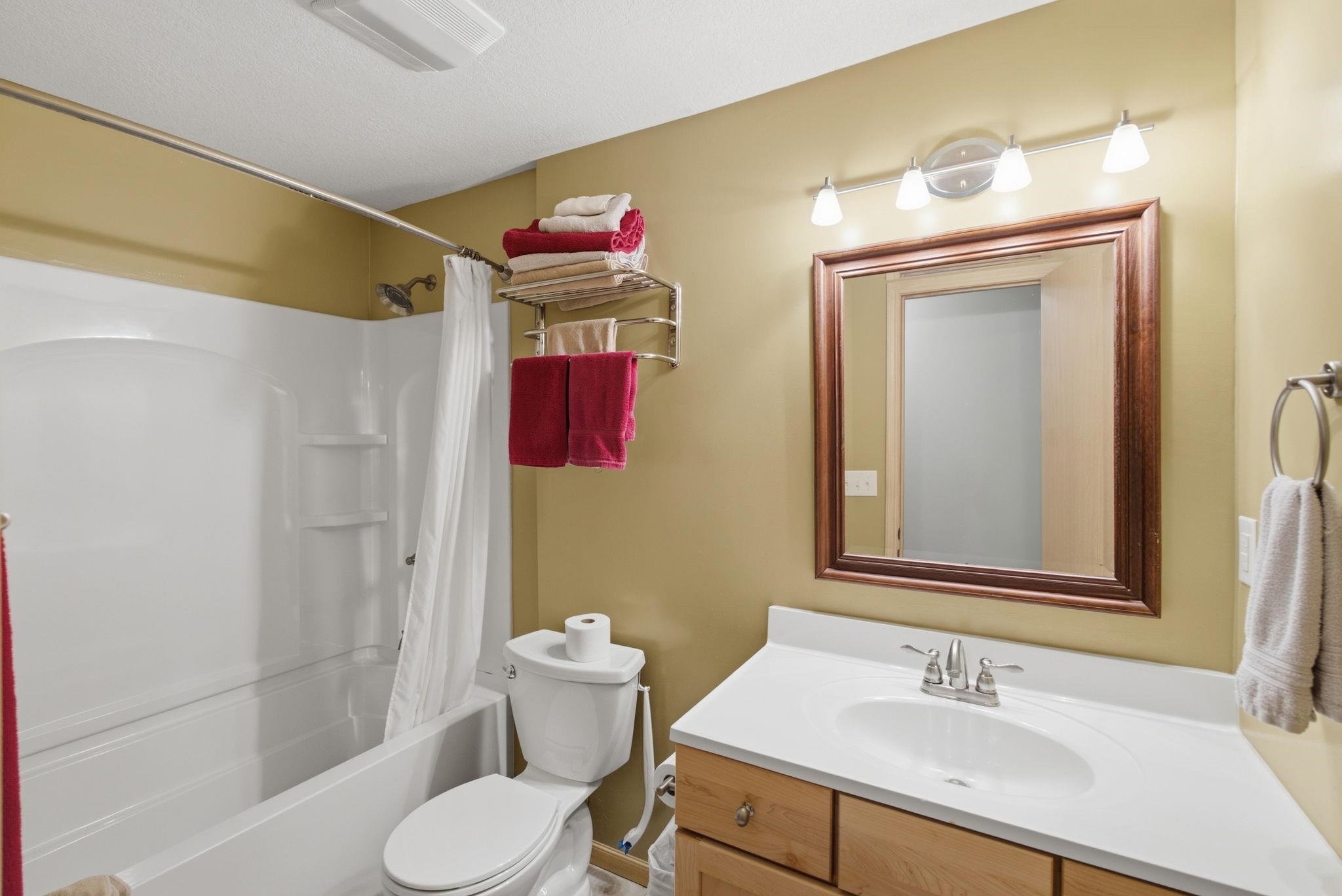 1745 N Black Locust Ct Property Photo 23