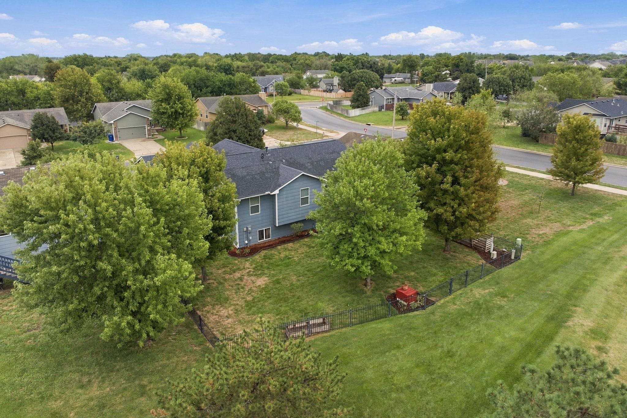 1745 N Black Locust Ct Property Photo 32