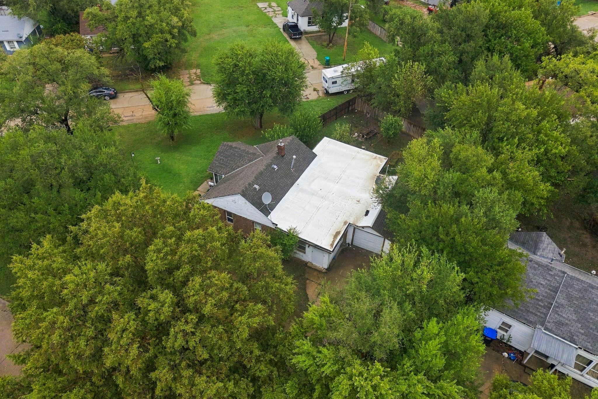 2905 E Stadium Dr Property Photo 11