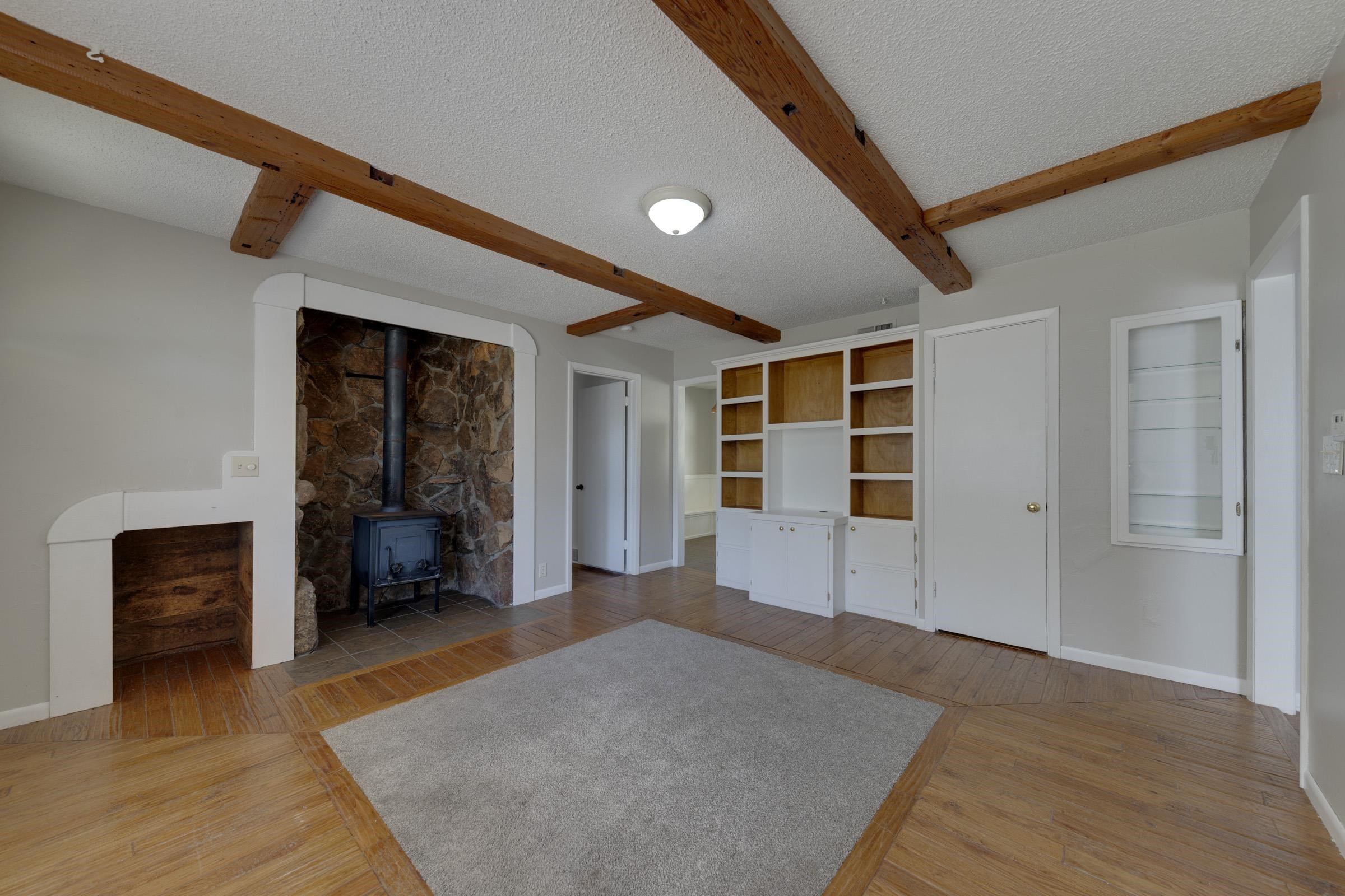 2204 W Rita Street Property Photo 4
