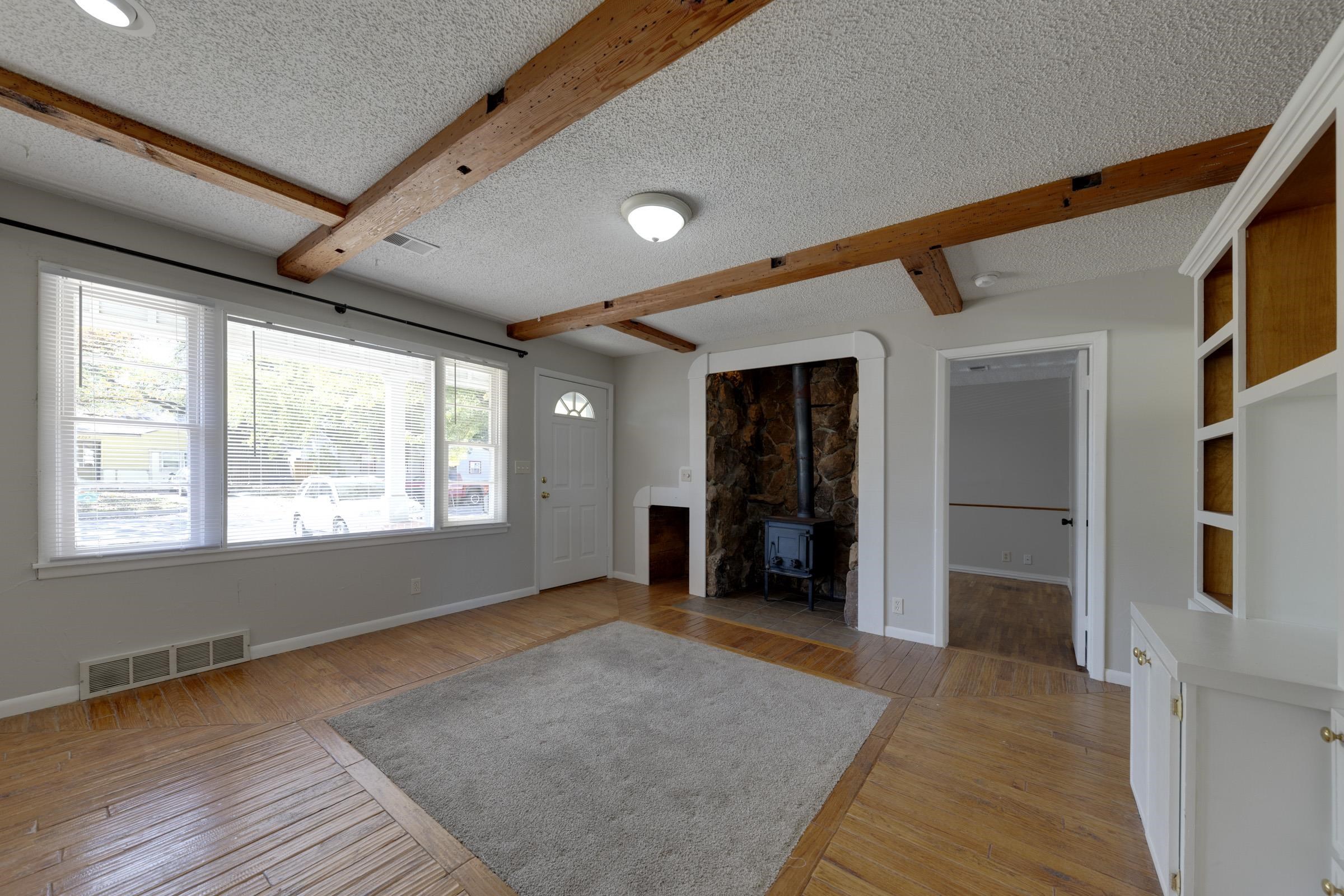 2204 W Rita Street Property Photo 5