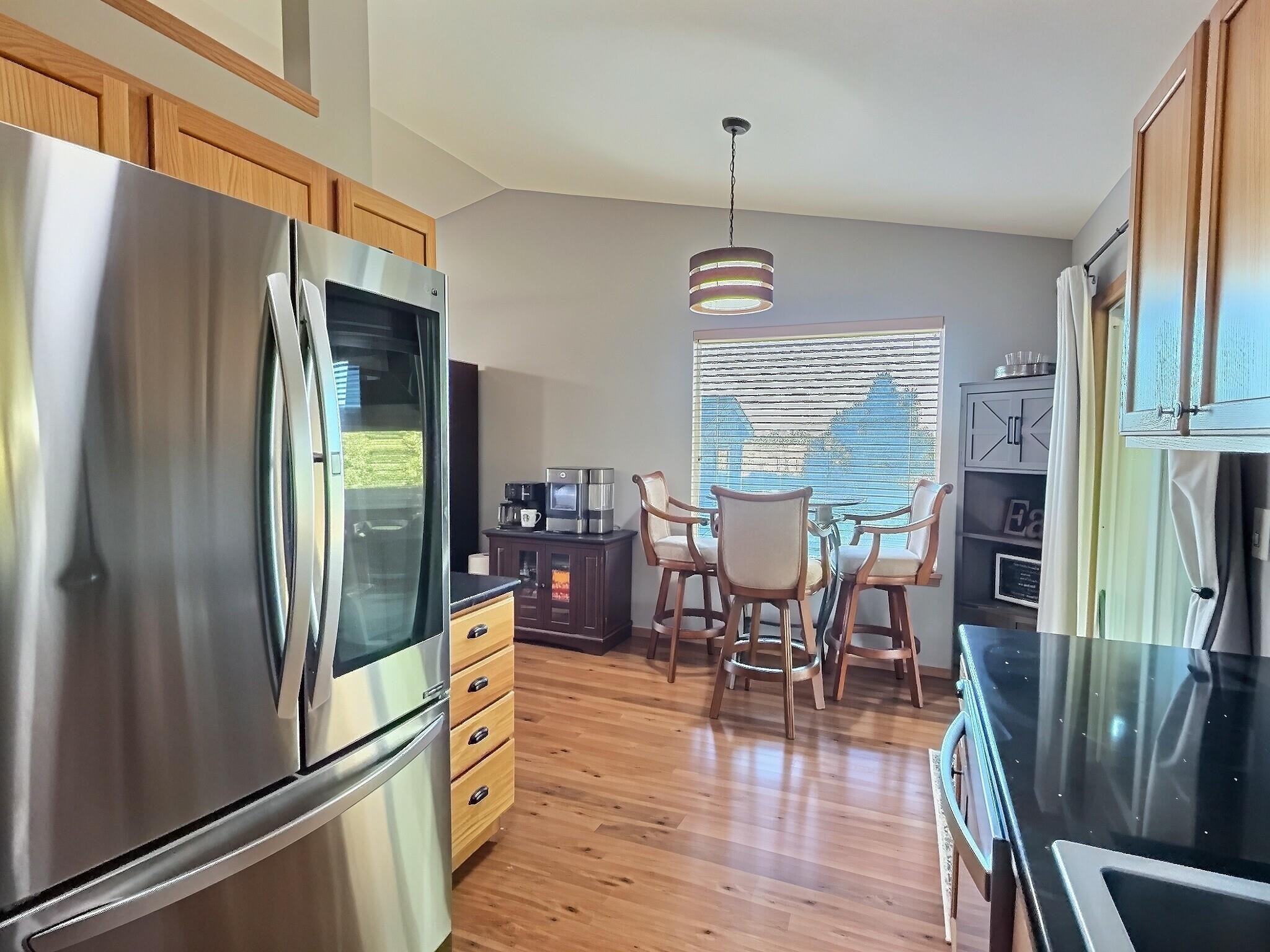 100 Sheffield St. Property Photo 9
