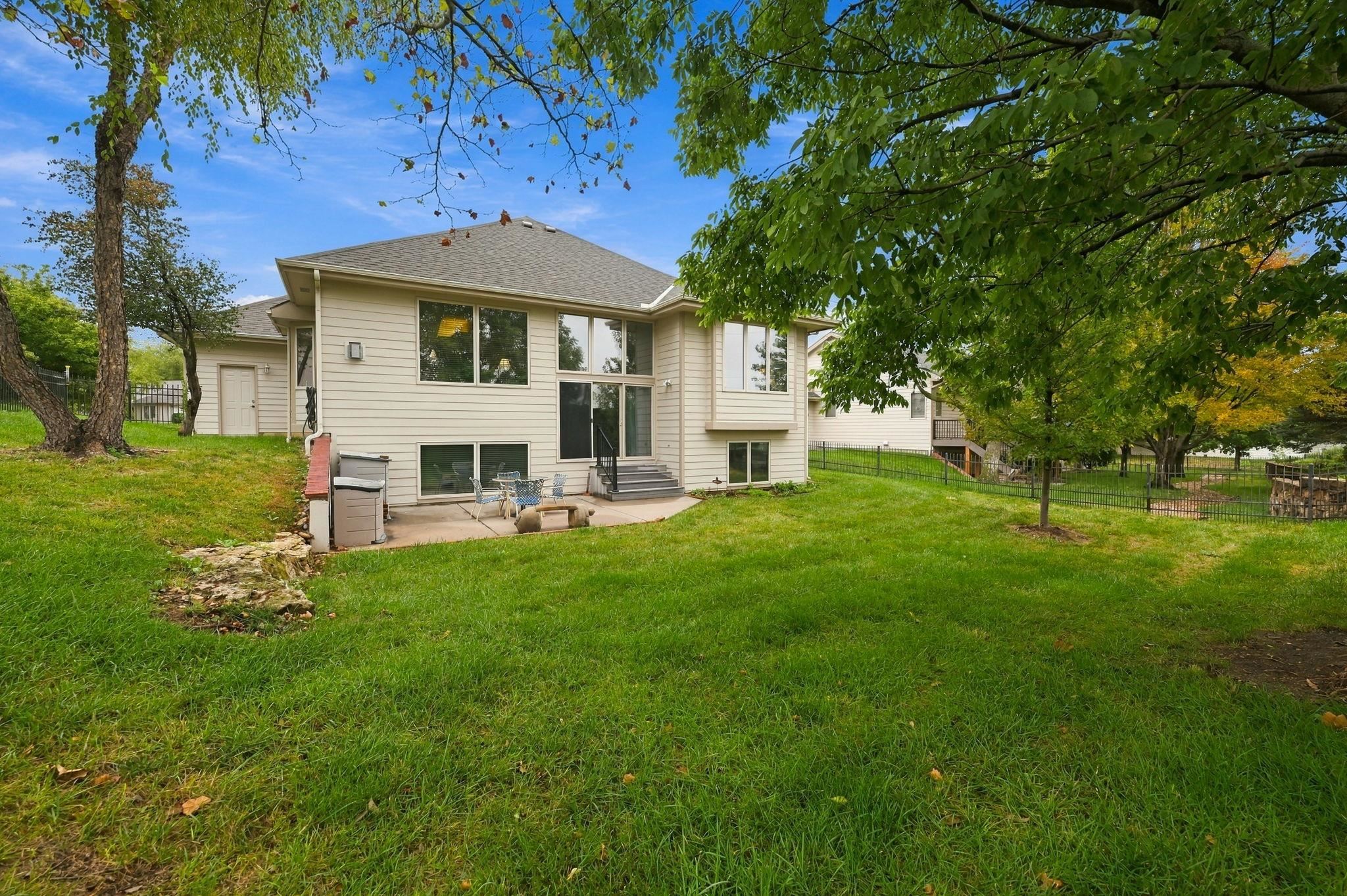 13209 E Bridgefield Pl Property Photo 23