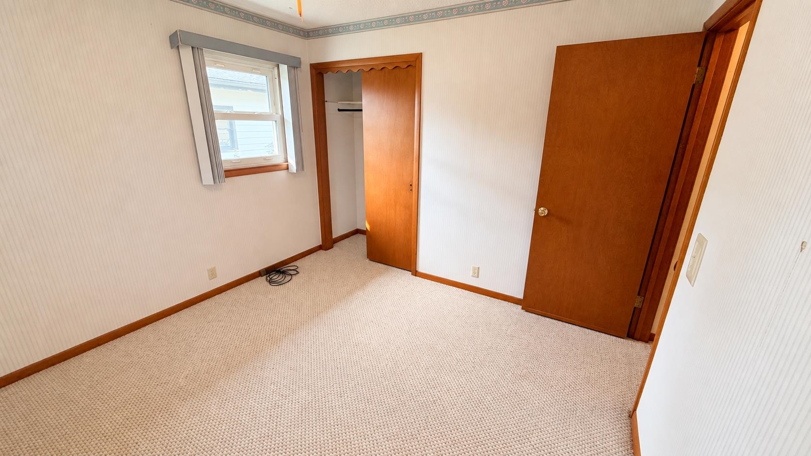 2419 Simmons St Property Photo 13
