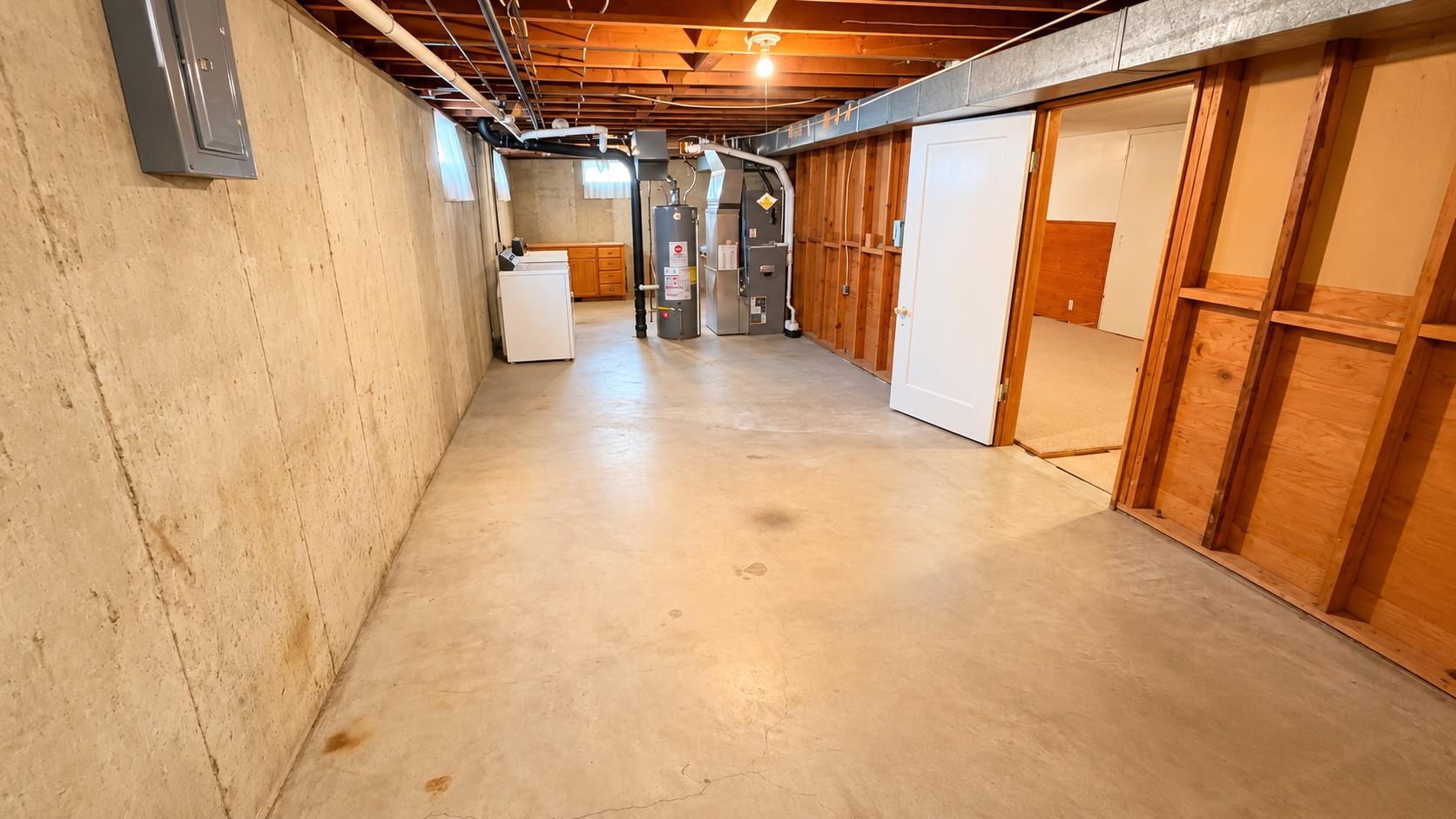 2419 Simmons St Property Photo 18