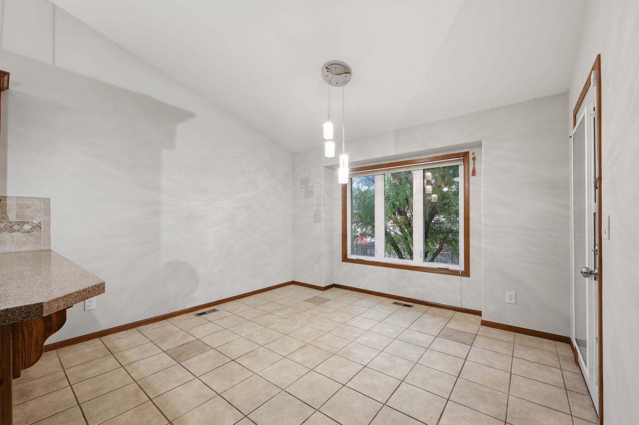 1409 S Shiloh Property Photo 8