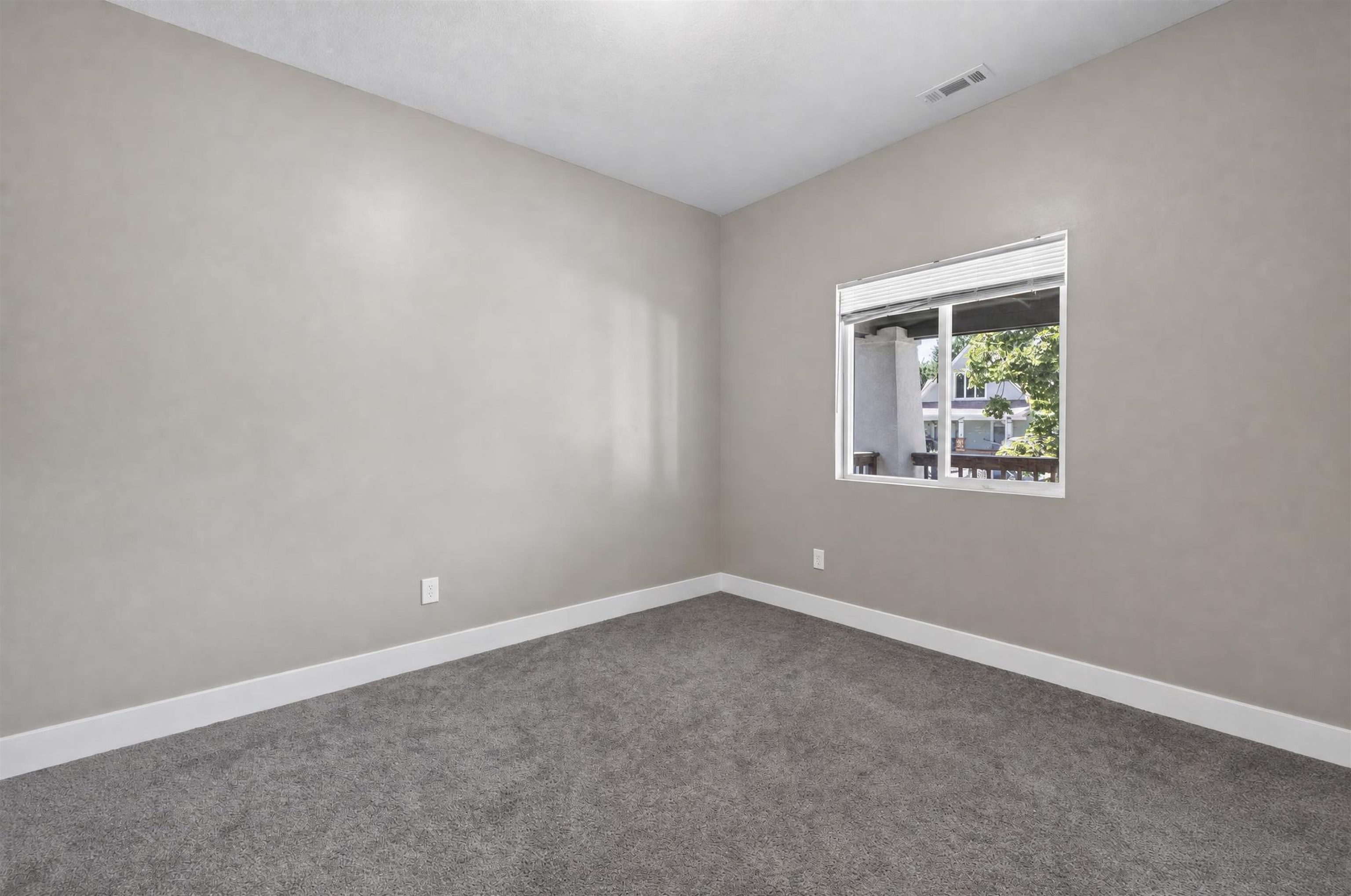 1700 S Water Property Photo 14