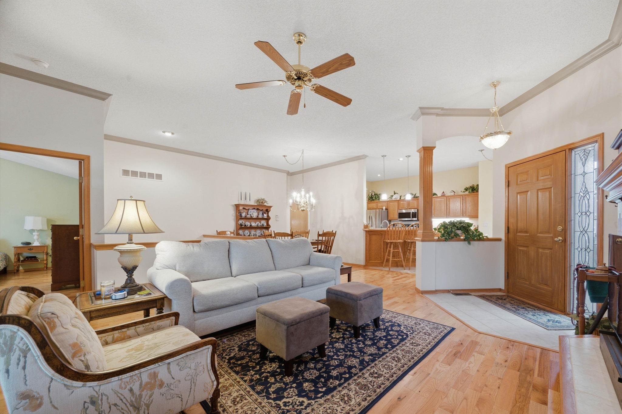2301 N Lakeway Ct. Property Photo 9