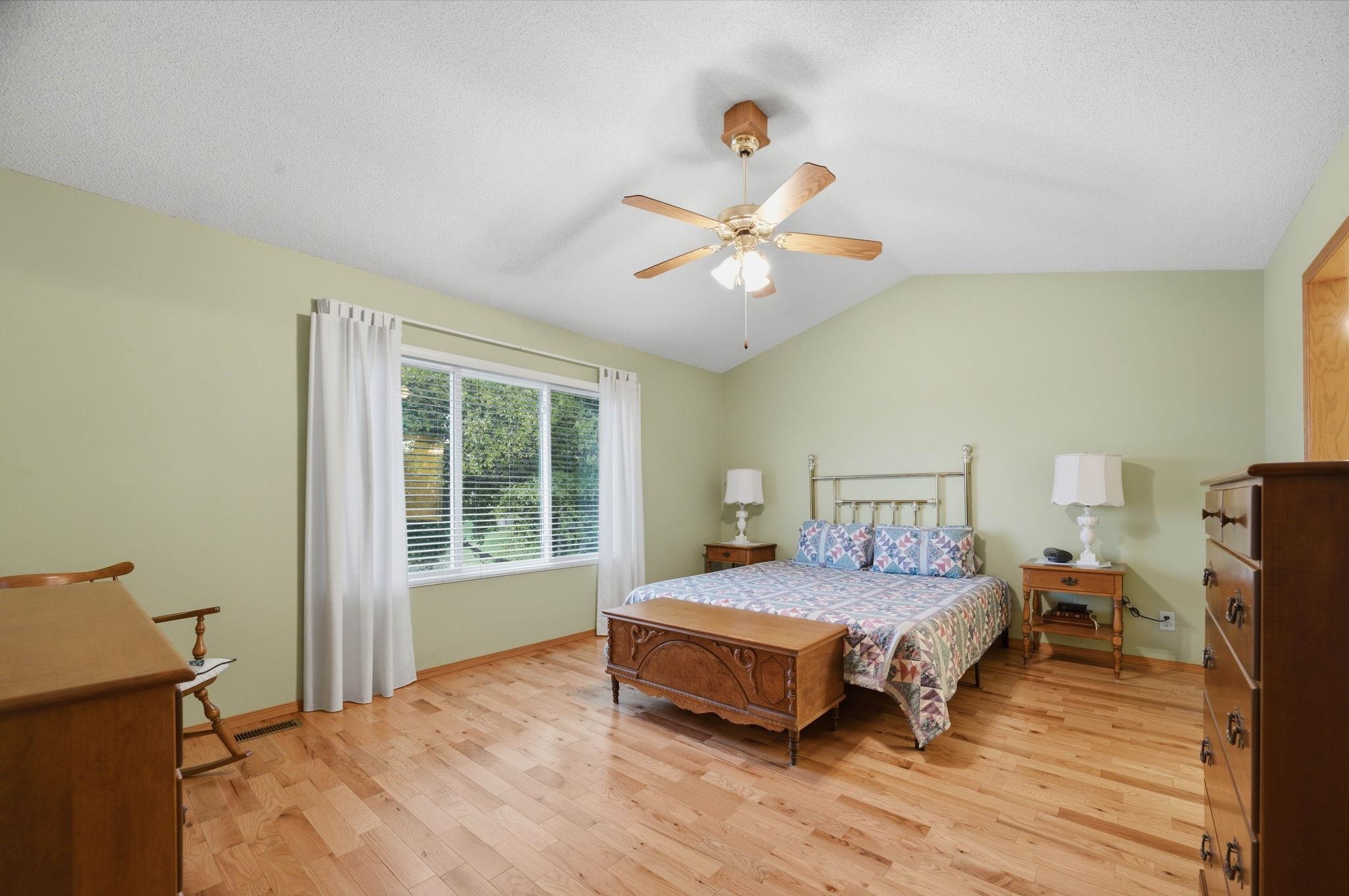 2301 N Lakeway Ct. Property Photo 15
