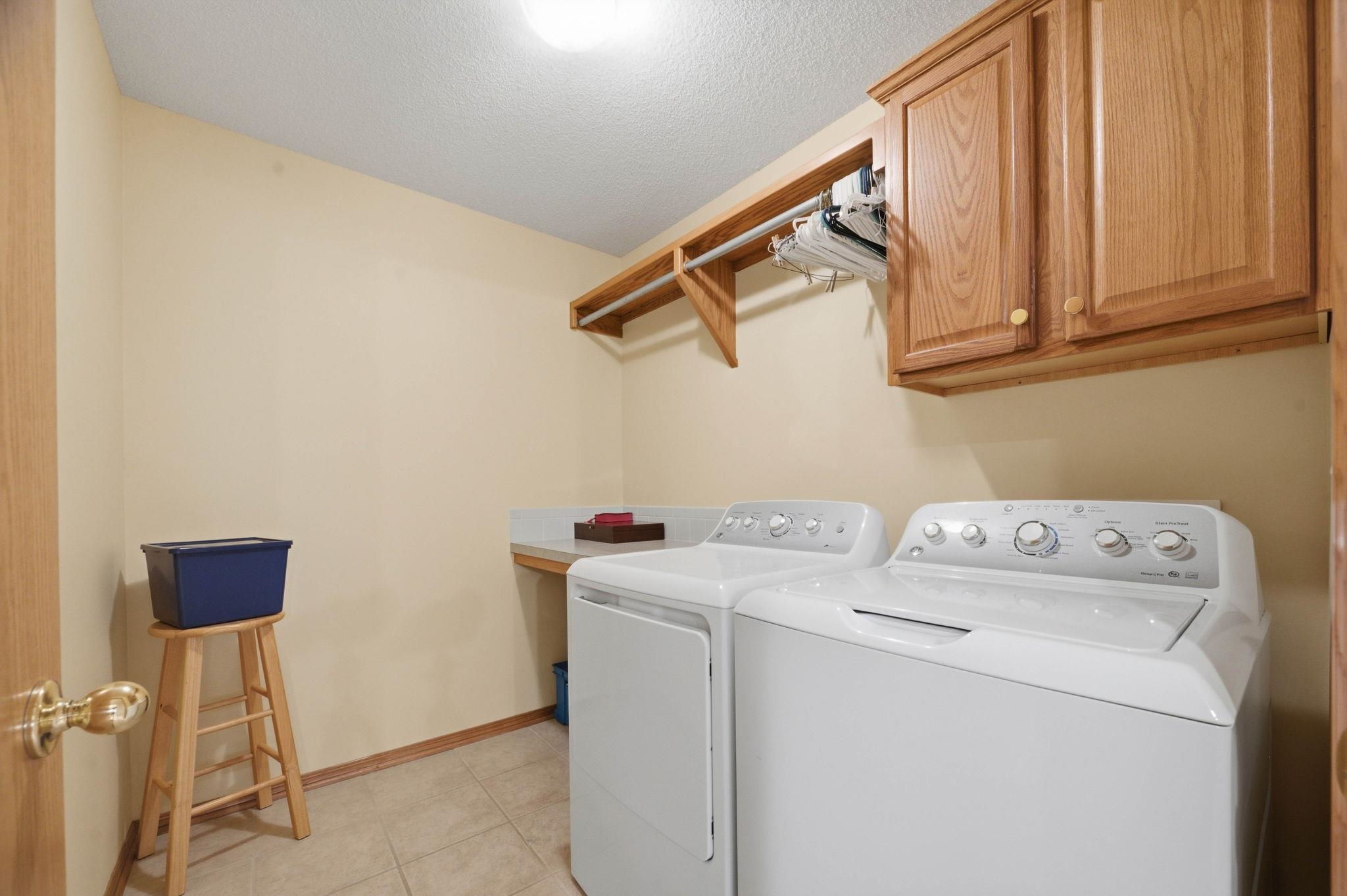 2301 N Lakeway Ct. Property Photo 20