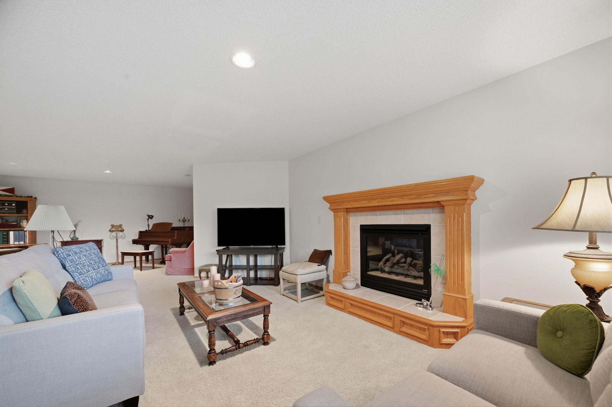 2301 N Lakeway Ct. Property Photo 22